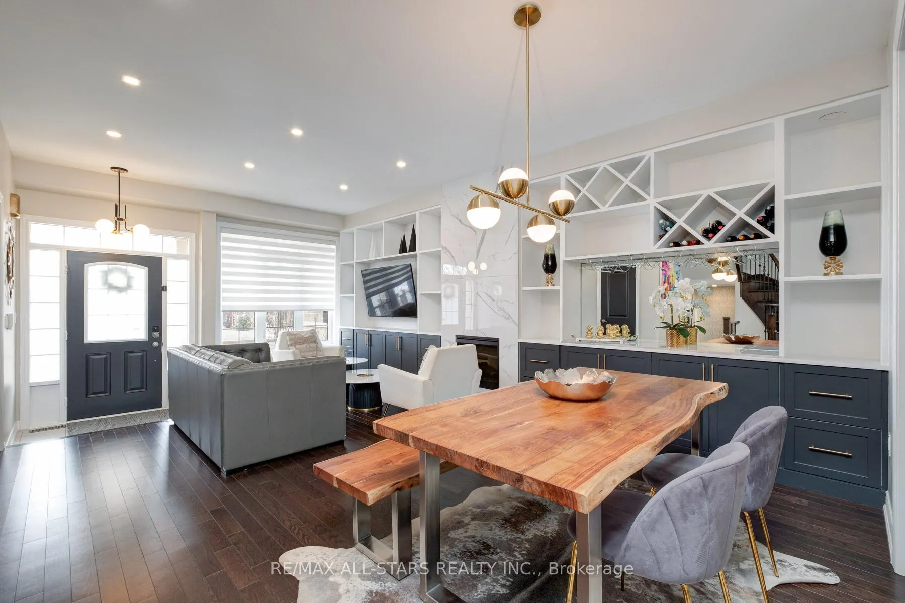 Photo 15 of 212 East's Corners Boulevard, Vaughan, Kleinburg — HOMEH