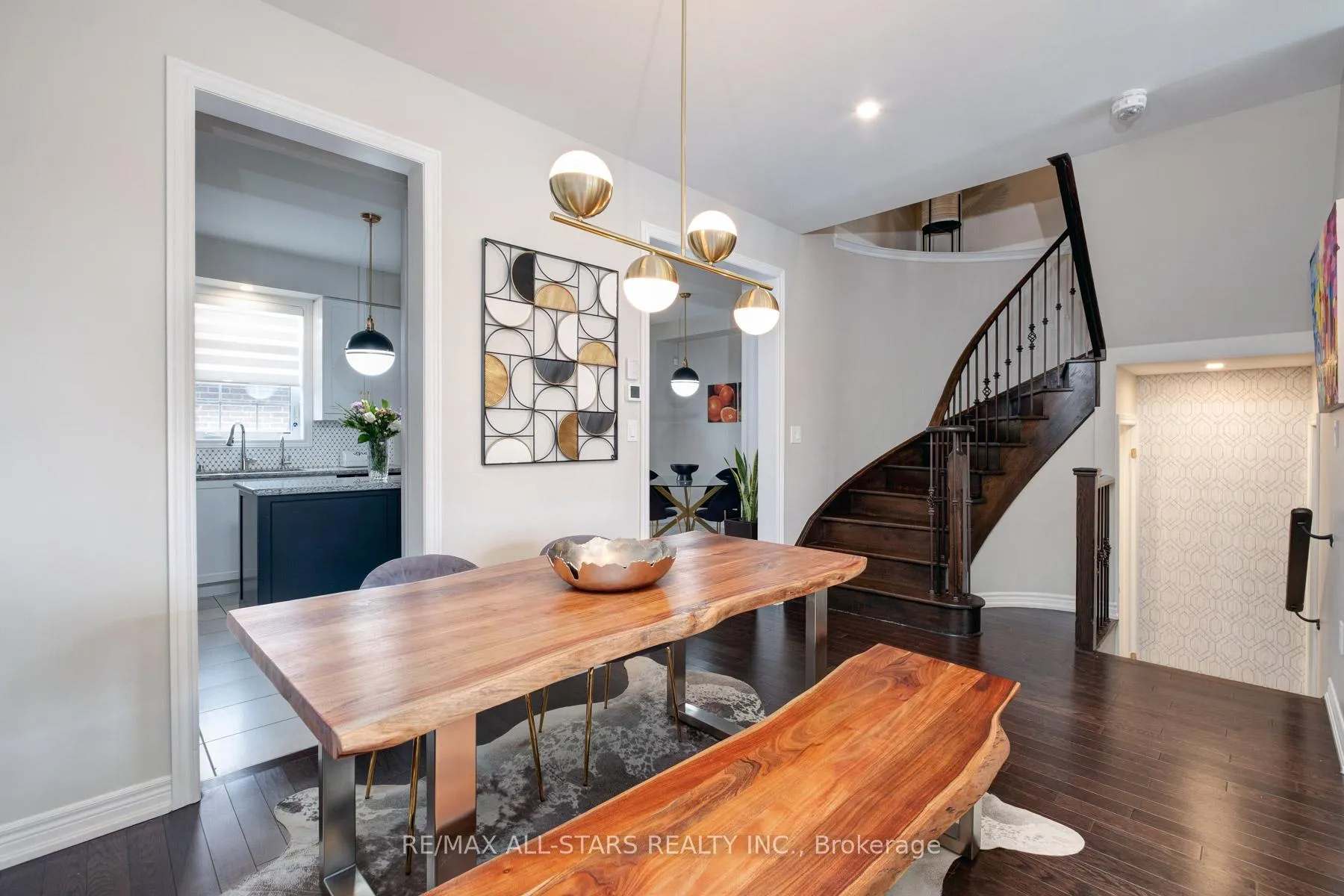 Photo 16 of 212 East's Corners Boulevard, Vaughan, Kleinburg — HOMEH