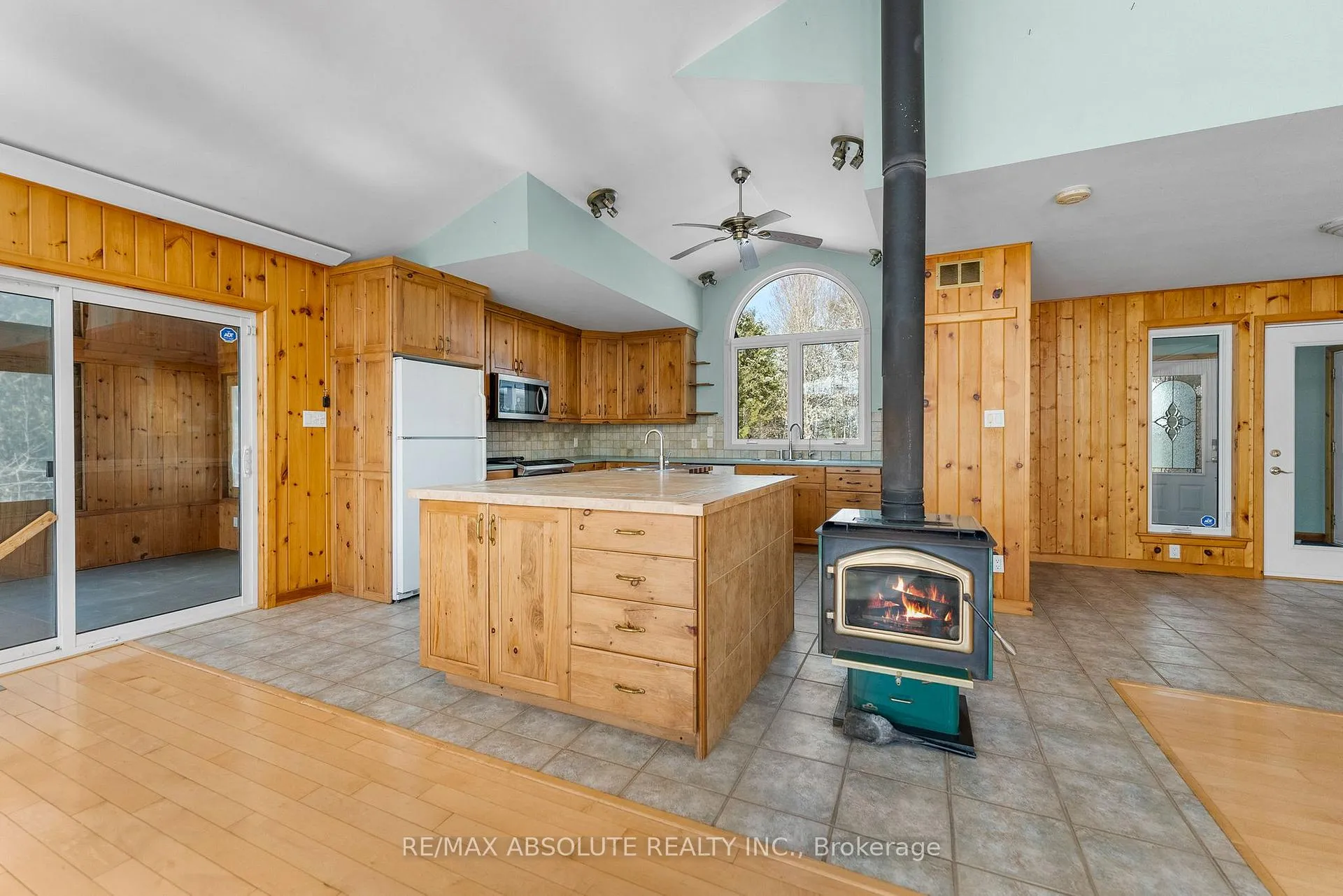 Photo 15 of 5749 Loggers Way, Ottawa, Fitzroy — HOMEH