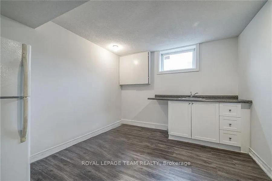 Photo 20 of 41 Fieldrow Street, Ottawa, Meadowlands/Crestview — HOMEH