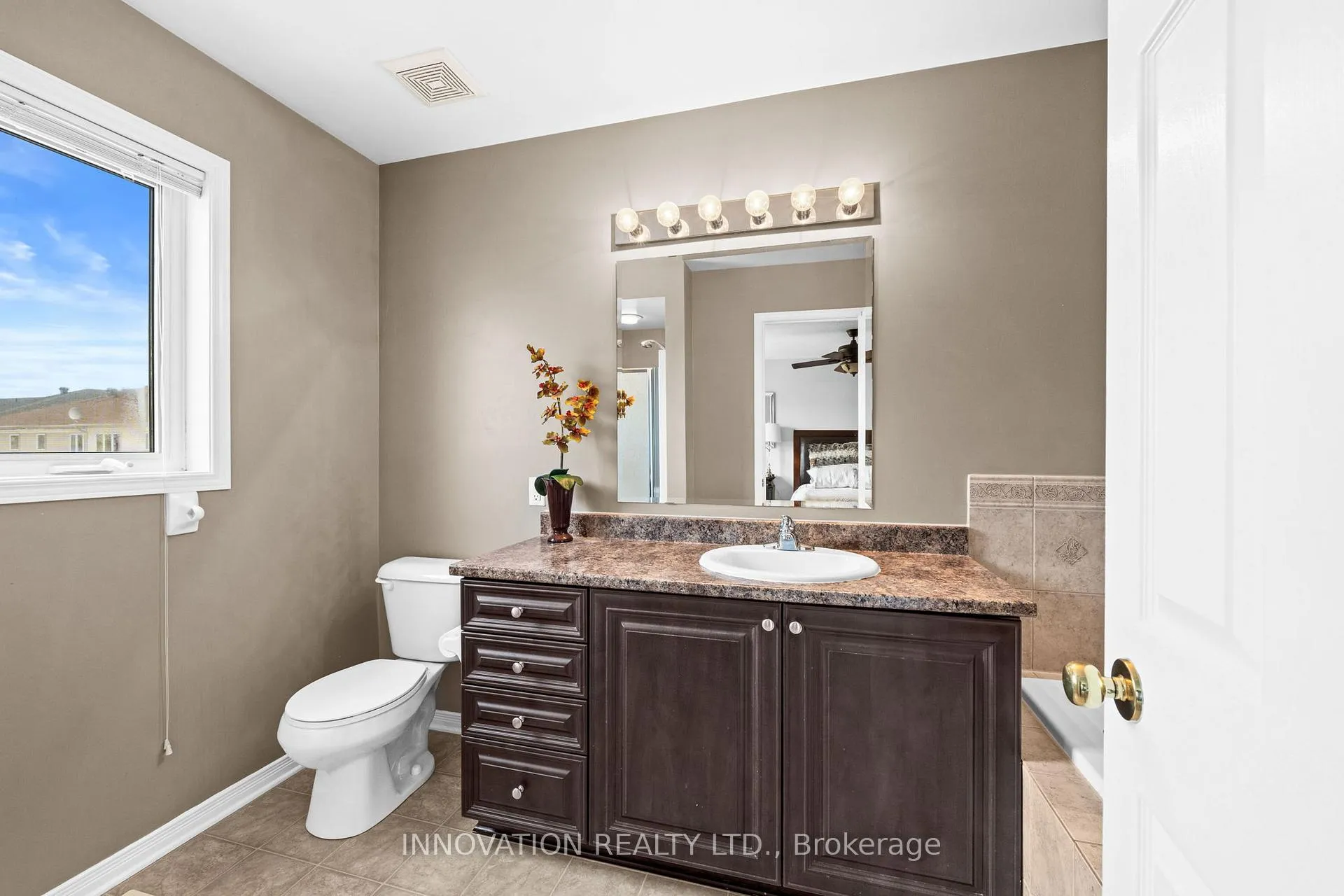 Photo 23 of 550 Louis Toscano Drive, Ottawa, Avalon East — HOMEH