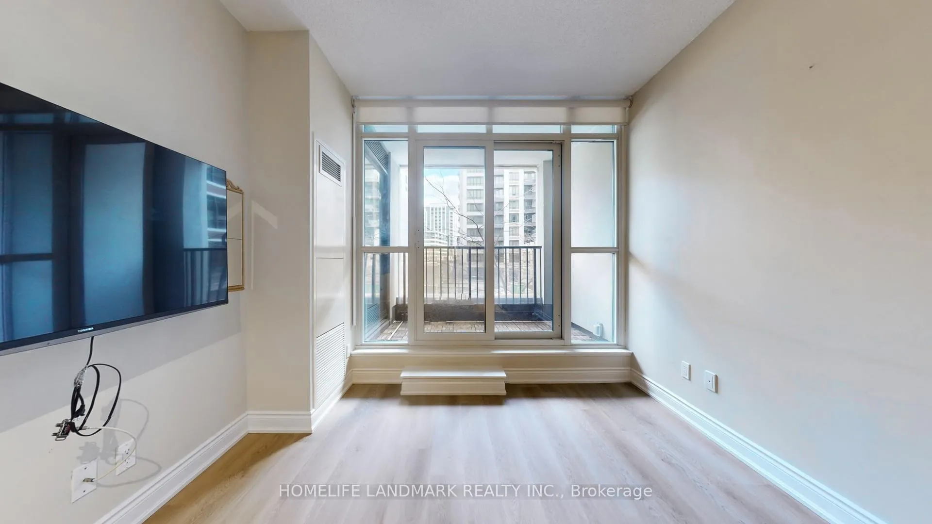 Photo 15 of Unit 323, 99 South Town Centre Blvd., Markham, Unionville — HOMEH