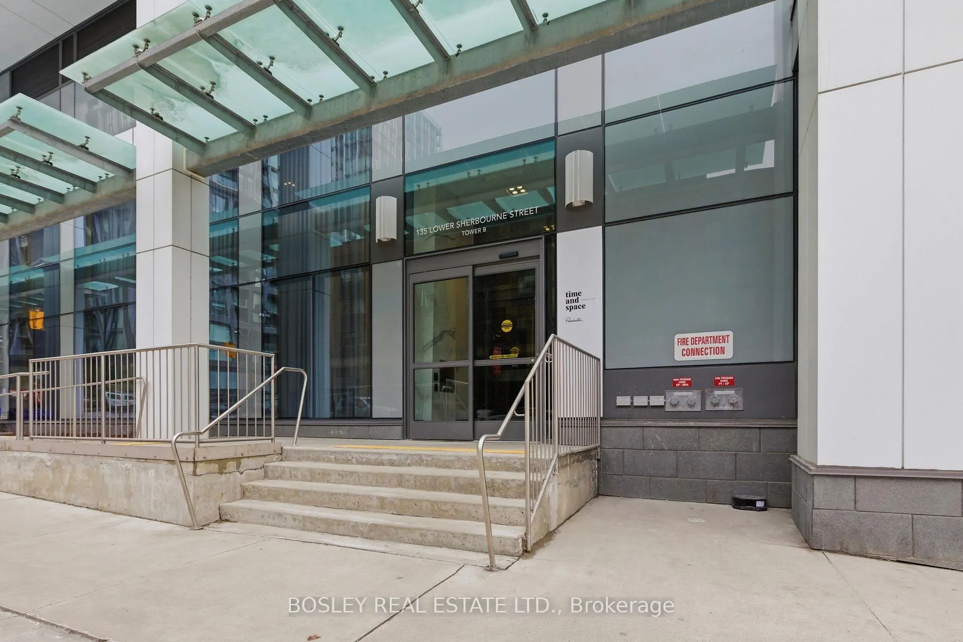 Photo 2 of Unit 327, 135 Lower Sherbourne Street, Toronto, Waterfront Communities — HOMEH