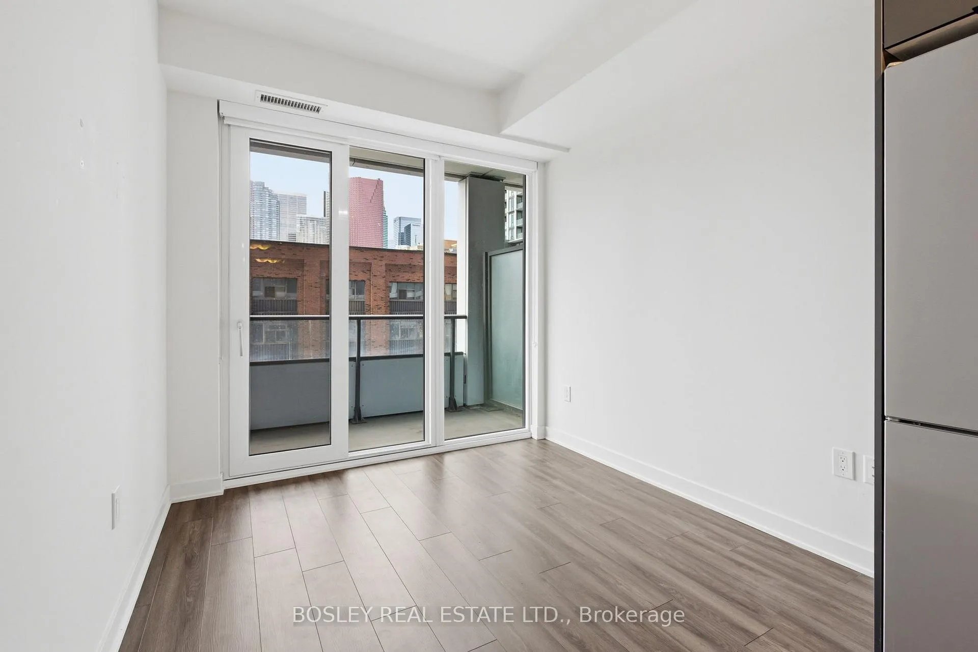 Photo 9 of Unit 327, 135 Lower Sherbourne Street, Toronto, Waterfront Communities — HOMEH