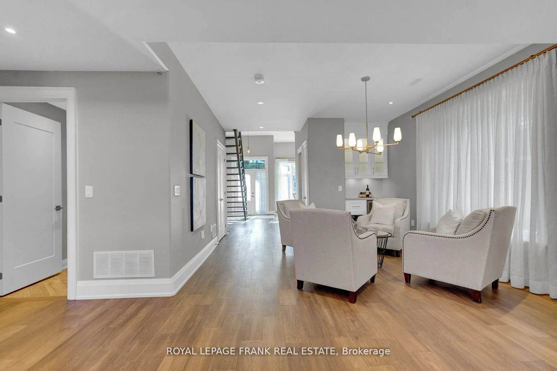 Photo 8 of 548 View Lake Road, Scugog, Rural Scugog — HOMEH