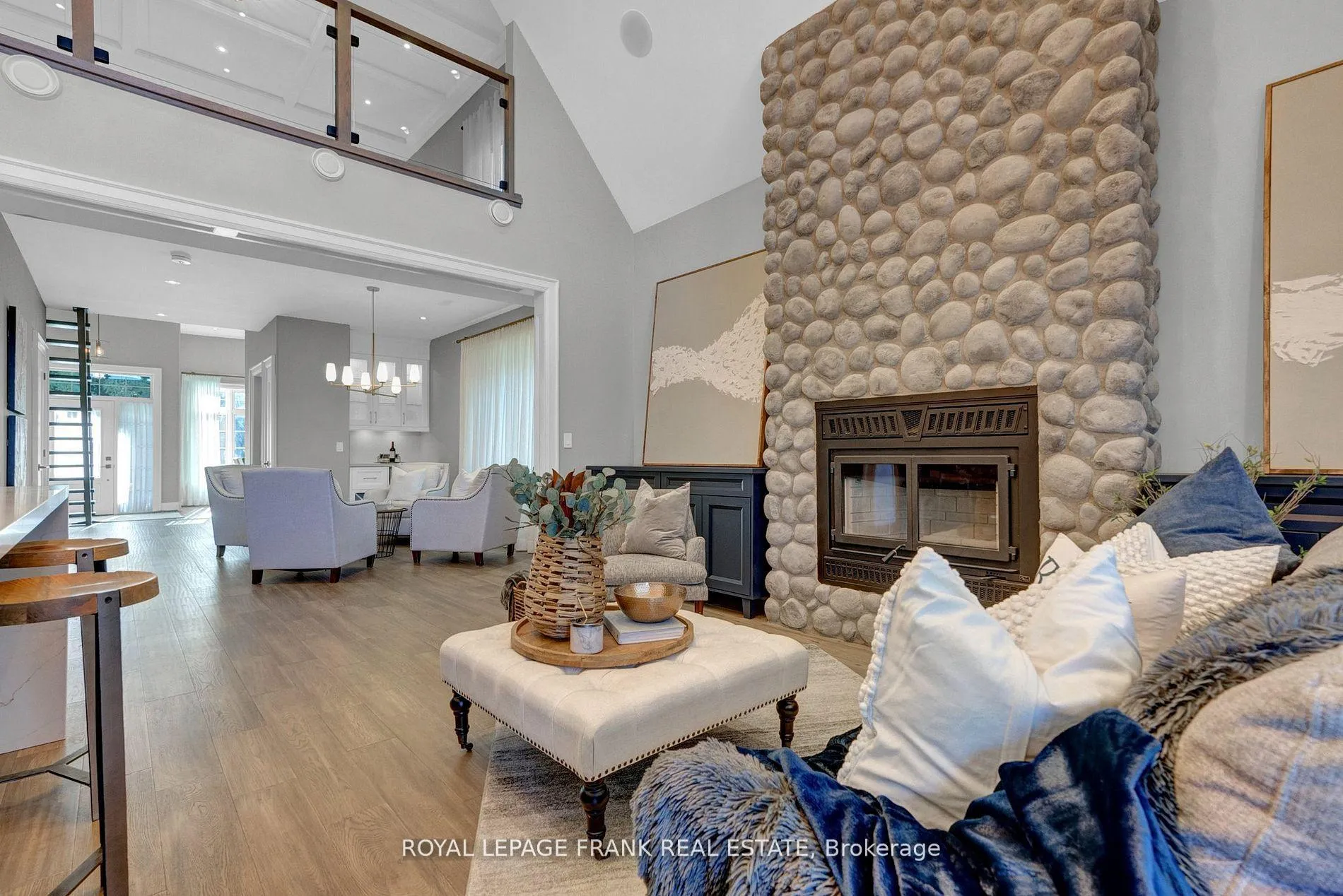 Photo 10 of 548 View Lake Road, Scugog, Rural Scugog — HOMEH