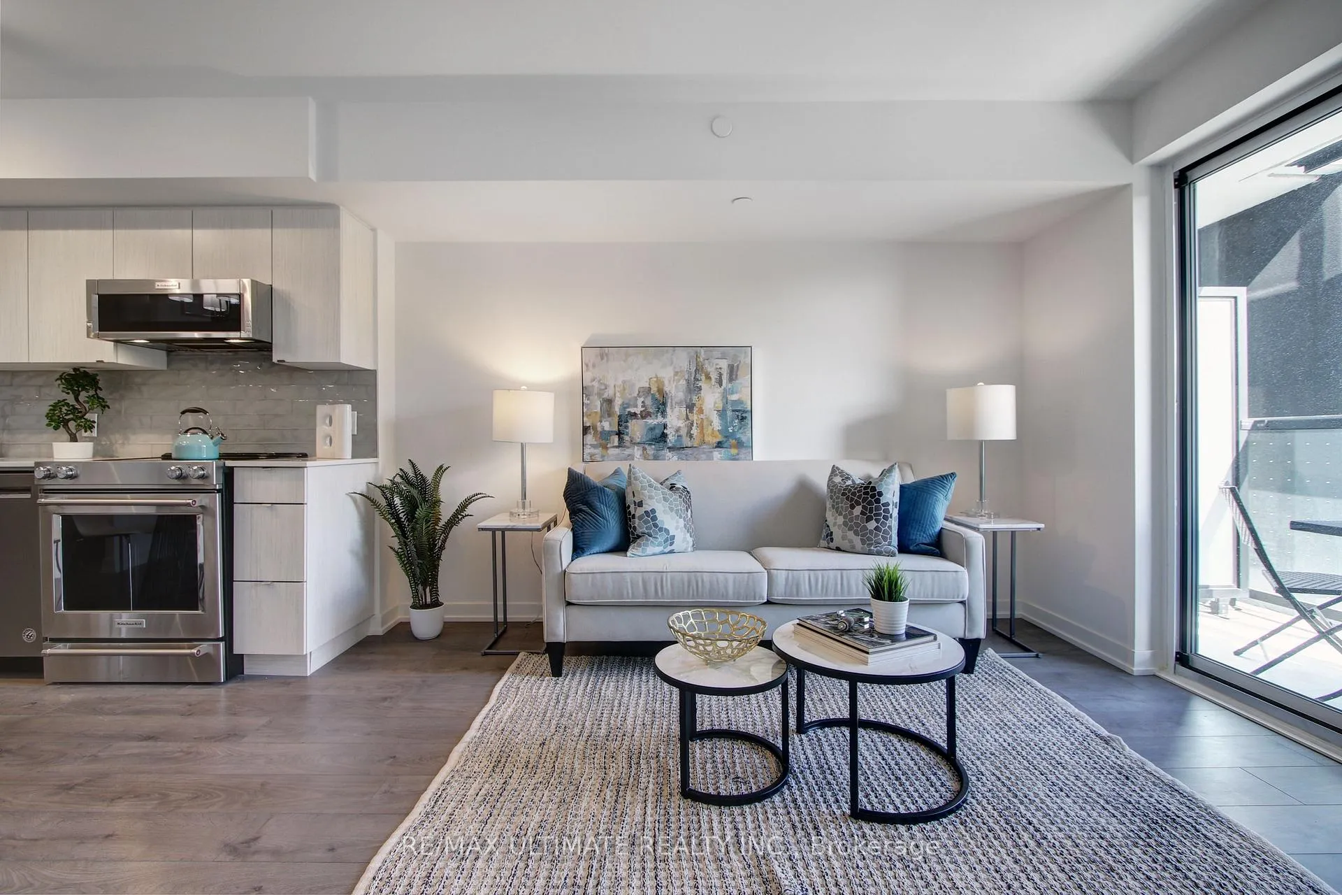 Photo 4 of Unit 303, 1401 O'connor Drive, Toronto, O'Connor-Parkview — HOMEH