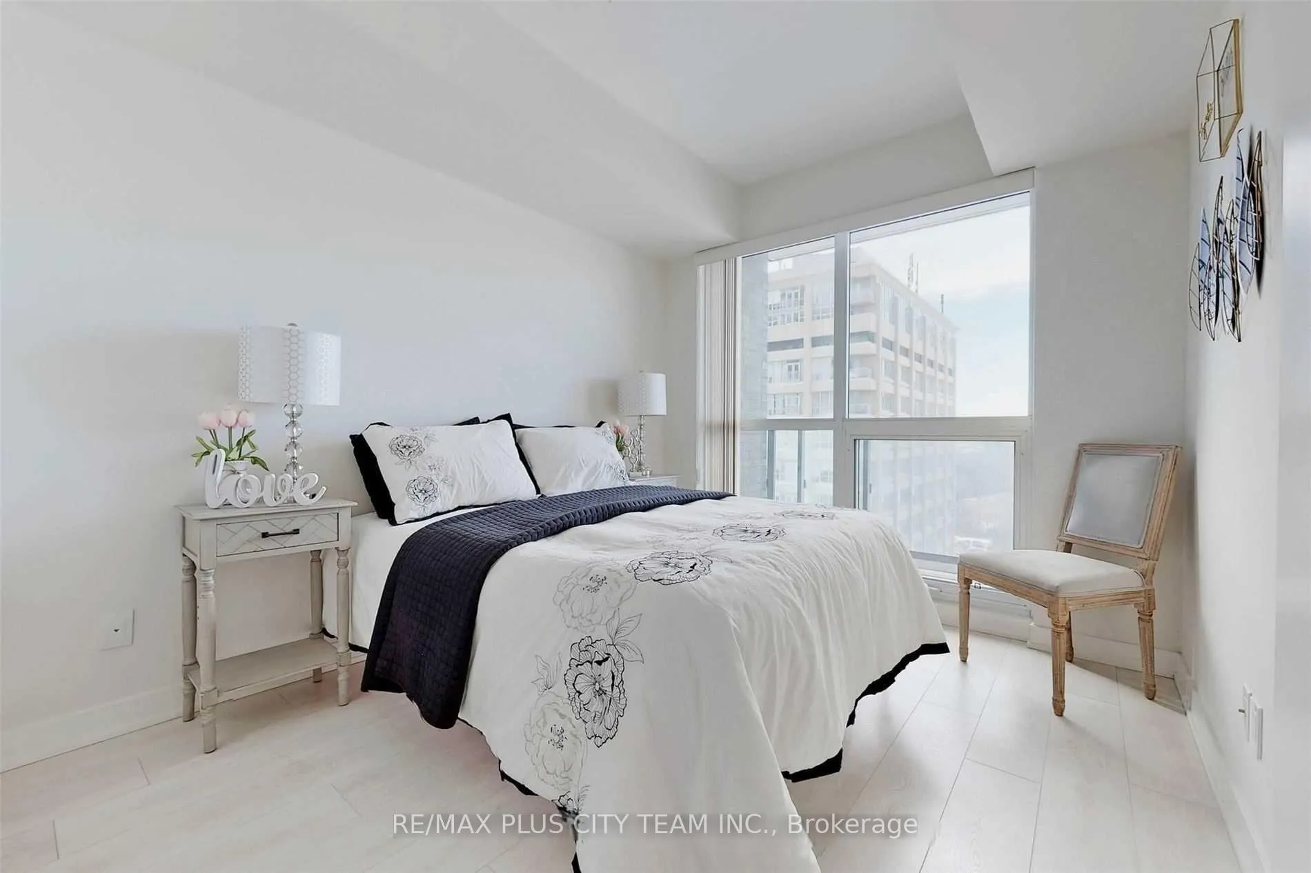 Photo 8 of Unit 1710, 6 Sonic Way, Toronto, Flemingdon Park — HOMEH