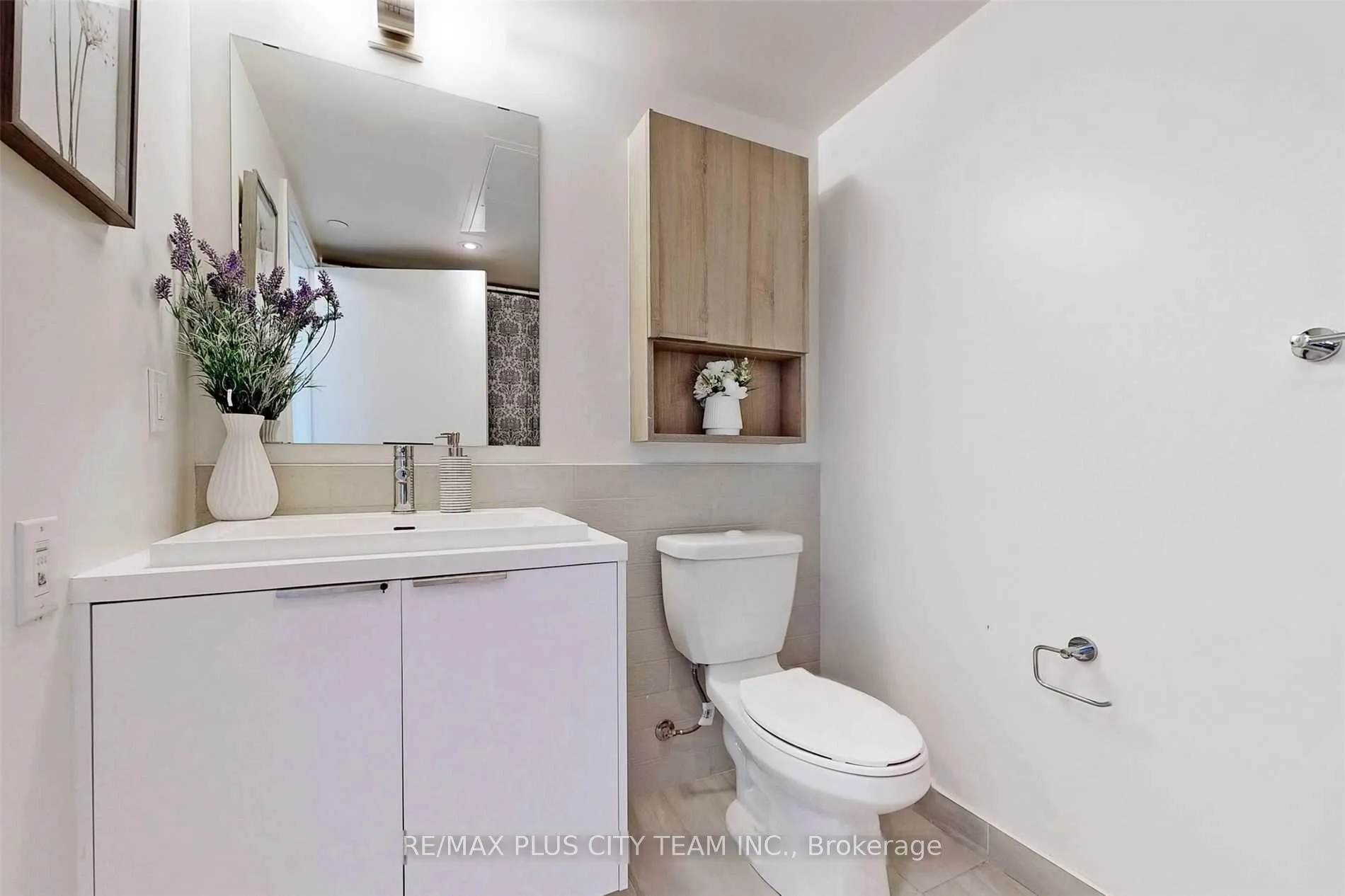 Photo 10 of Unit 1710, 6 Sonic Way, Toronto, Flemingdon Park — HOMEH