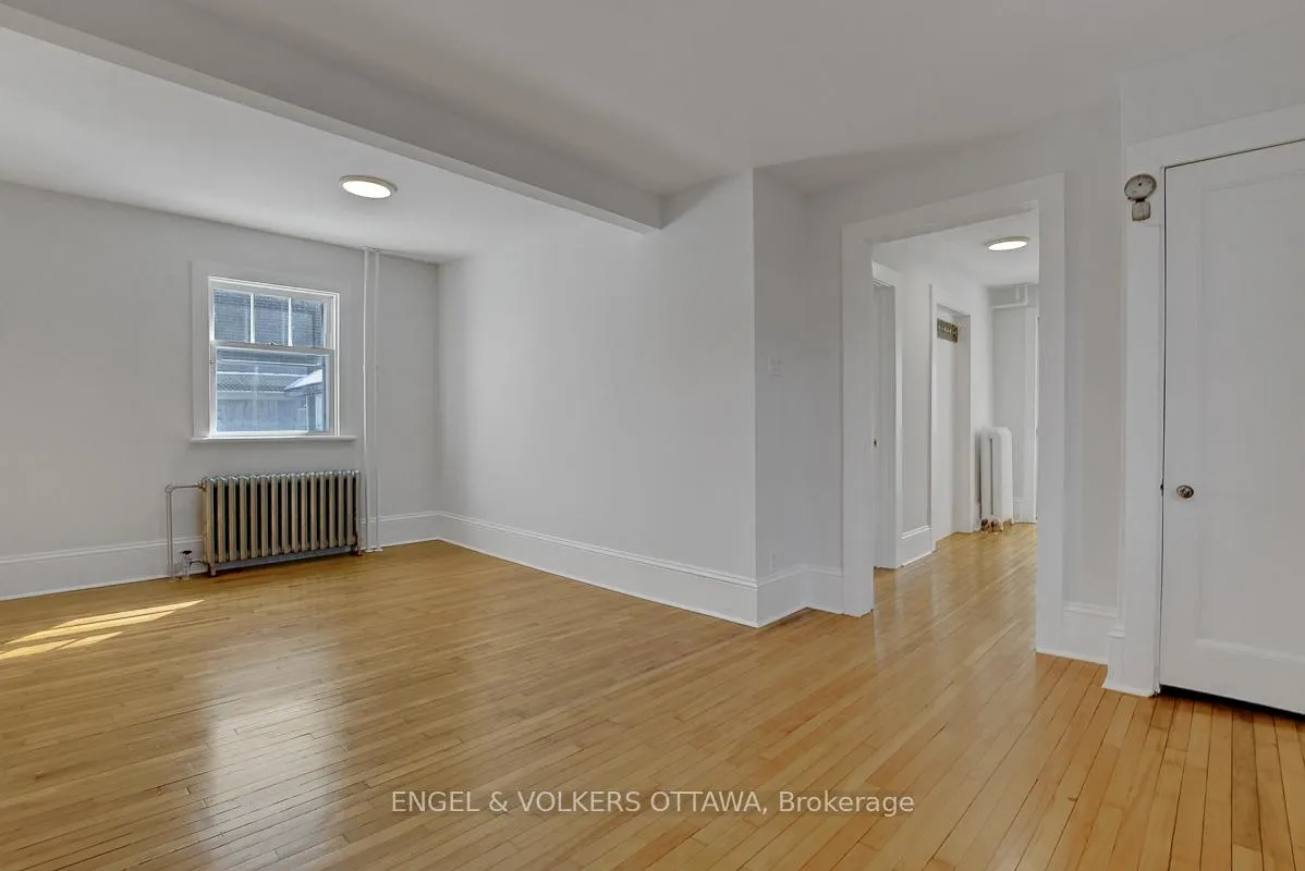Photo 15 of 989 Bakervale Drive, Ottawa, Carlington — HOMEH