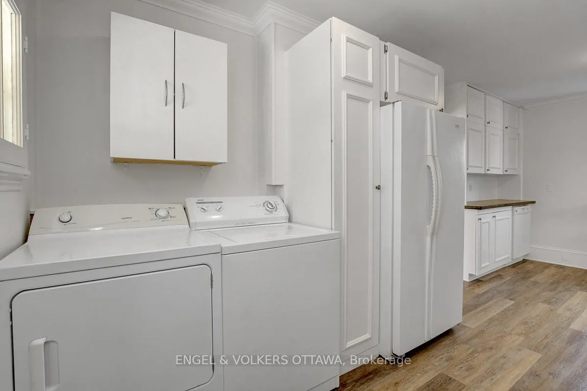 Photo 21 of 989 Bakervale Drive, Ottawa, Carlington — HOMEH