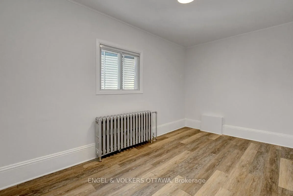 Photo 39 of 989 Bakervale Drive, Ottawa, Carlington — HOMEH