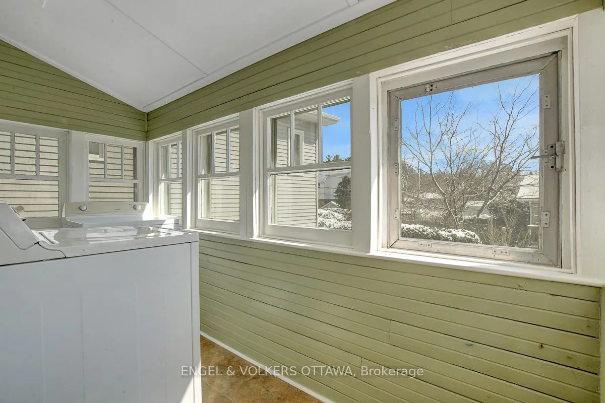 Photo 42 of 989 Bakervale Drive, Ottawa, Carlington — HOMEH
