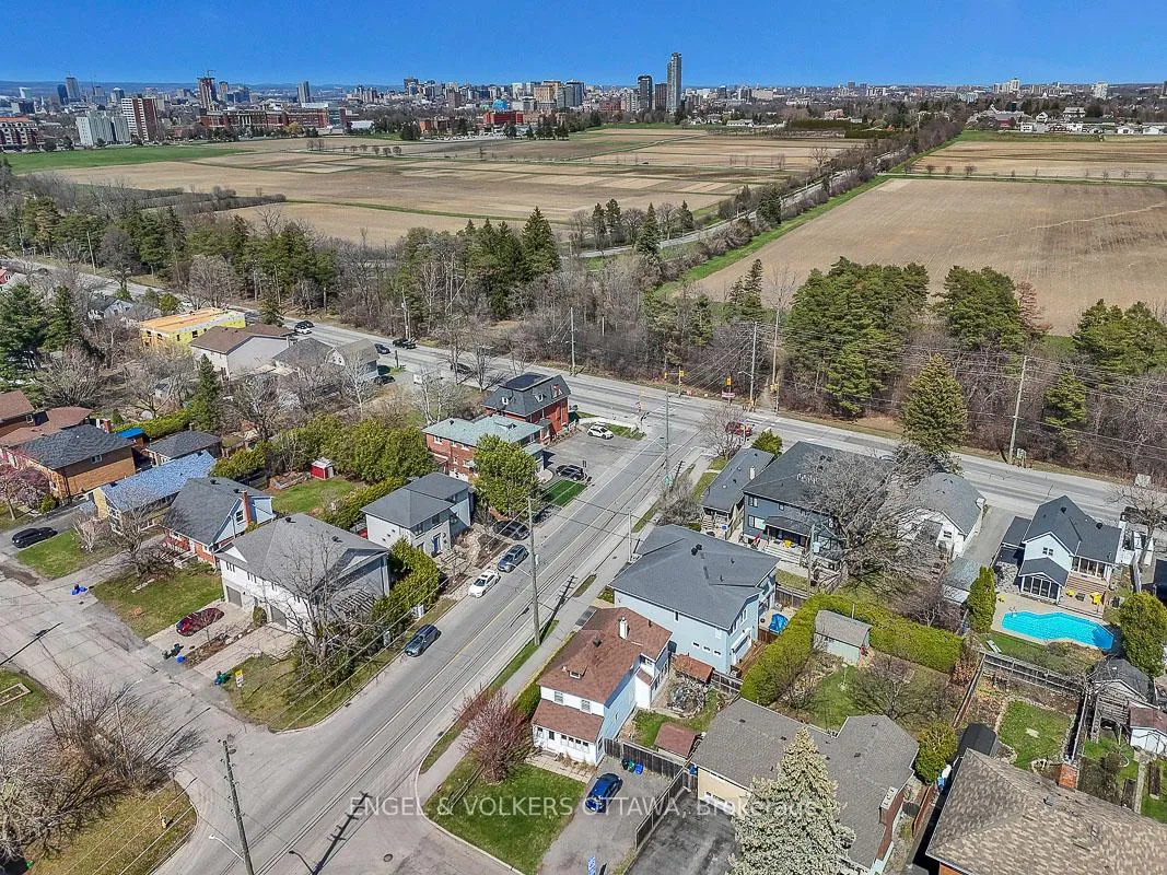 Photo 45 of 989 Bakervale Drive, Ottawa, Carlington — HOMEH