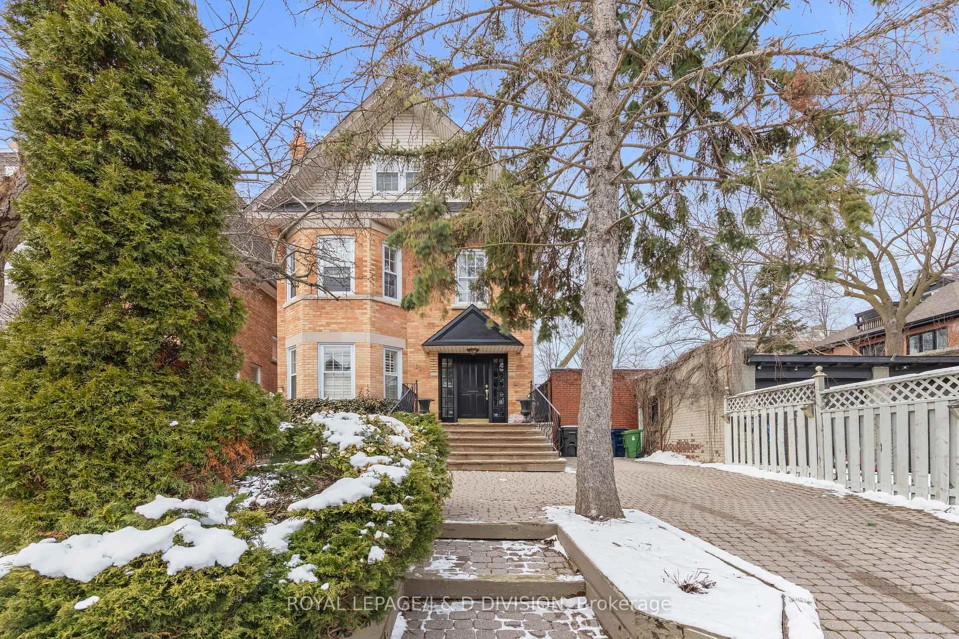 Photo 1 of 62 Alvin Avenue, Toronto, Rosedale-Moore Park — HOMEH