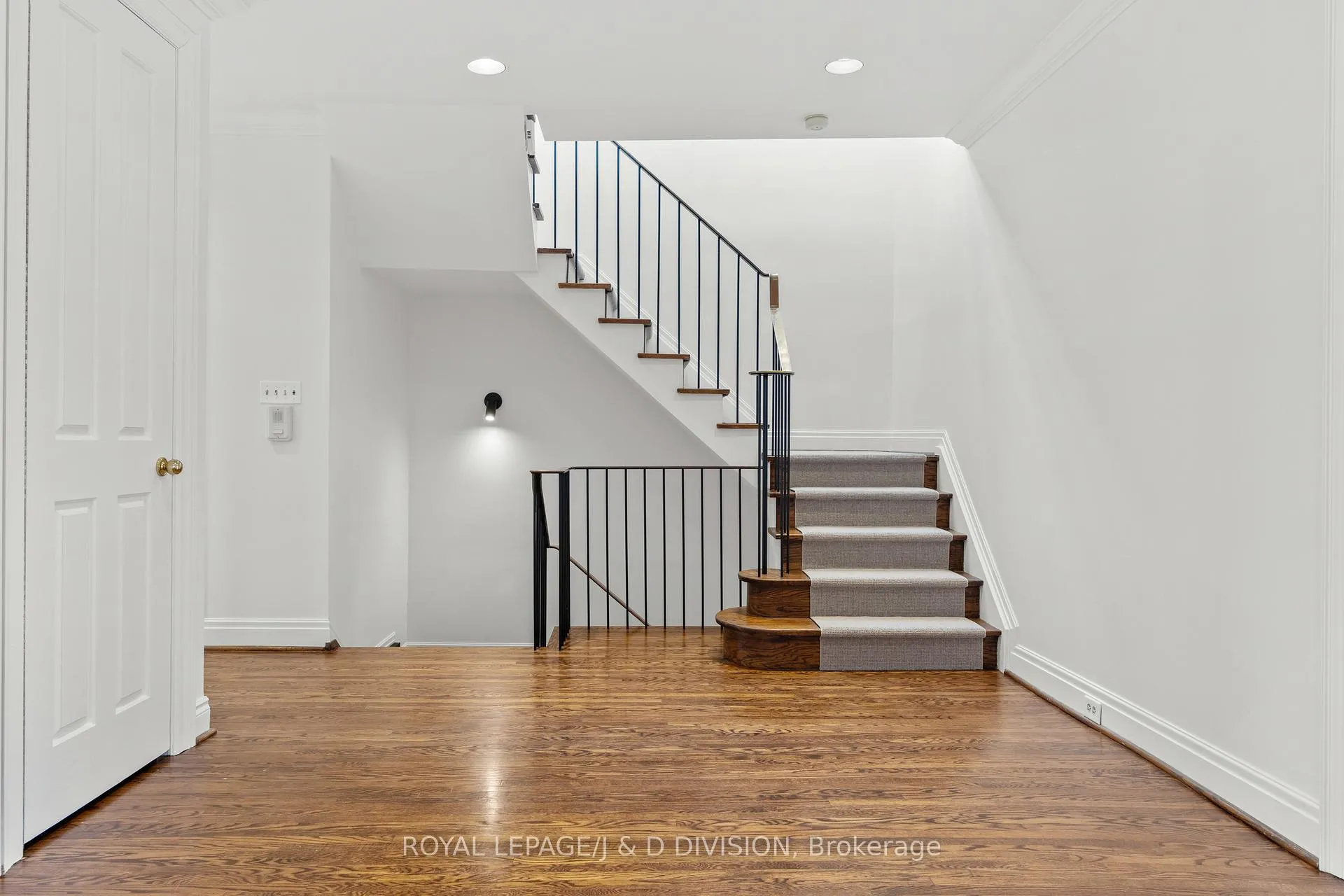 Photo 8 of 62 Alvin Avenue, Toronto, Rosedale-Moore Park — HOMEH