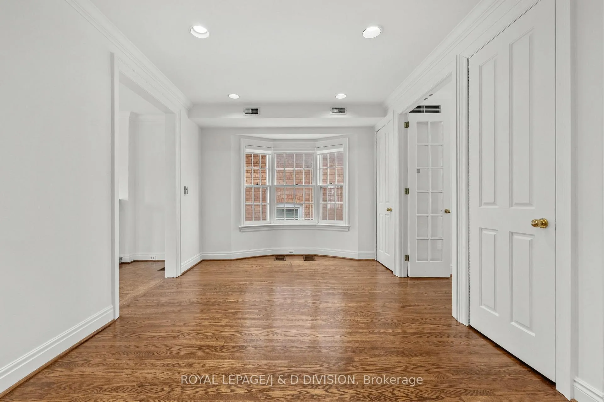 Photo 11 of 62 Alvin Avenue, Toronto, Rosedale-Moore Park — HOMEH
