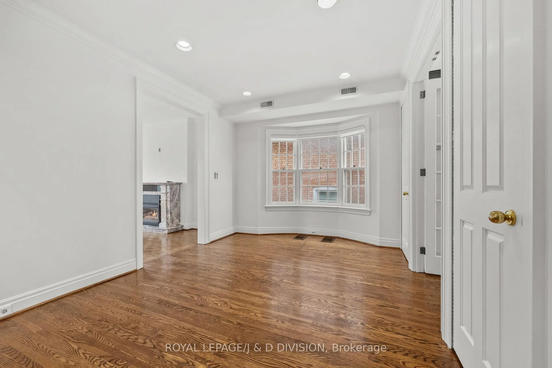 Photo 12 of 62 Alvin Avenue, Toronto, Rosedale-Moore Park — HOMEH