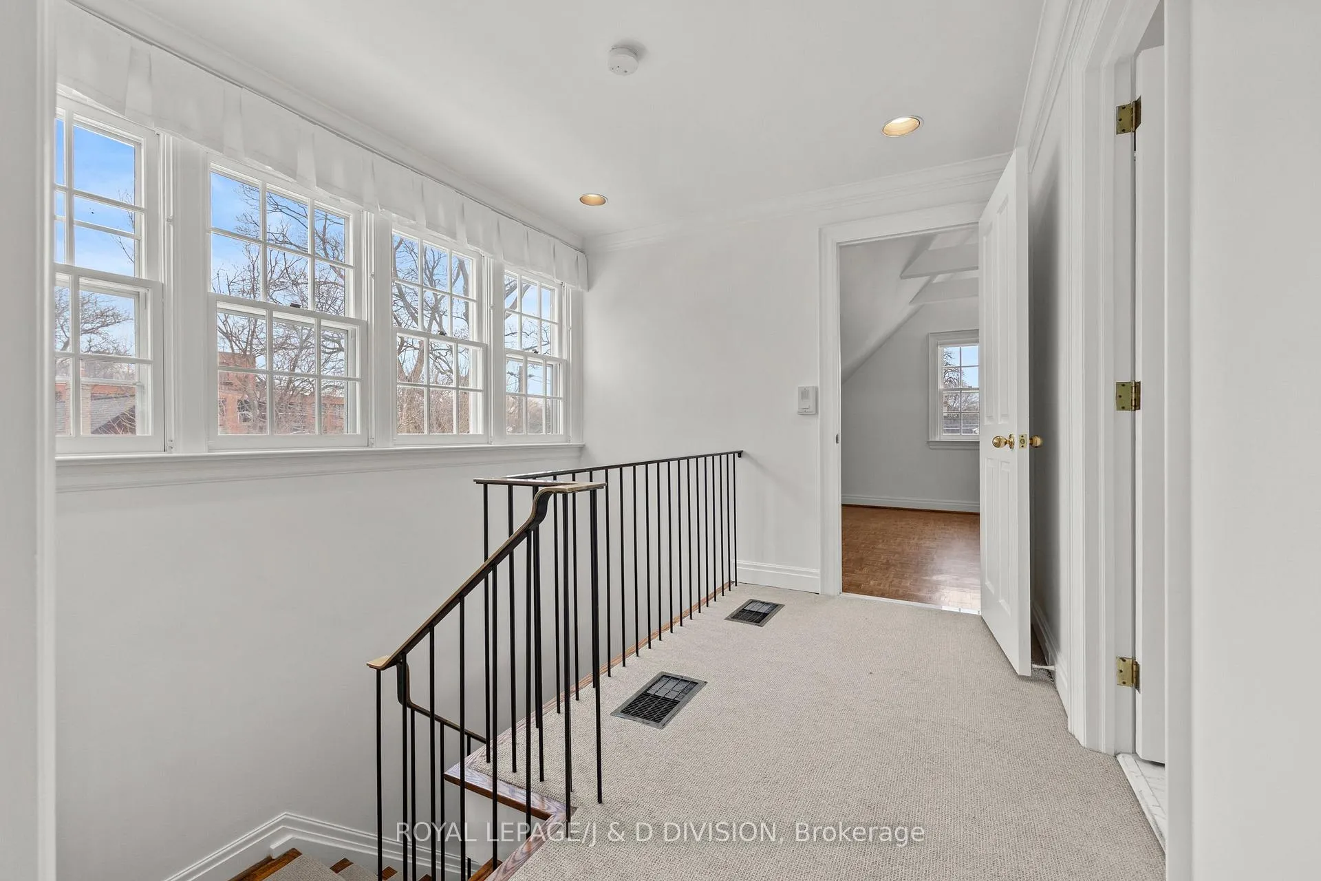 Photo 26 of 62 Alvin Avenue, Toronto, Rosedale-Moore Park — HOMEH
