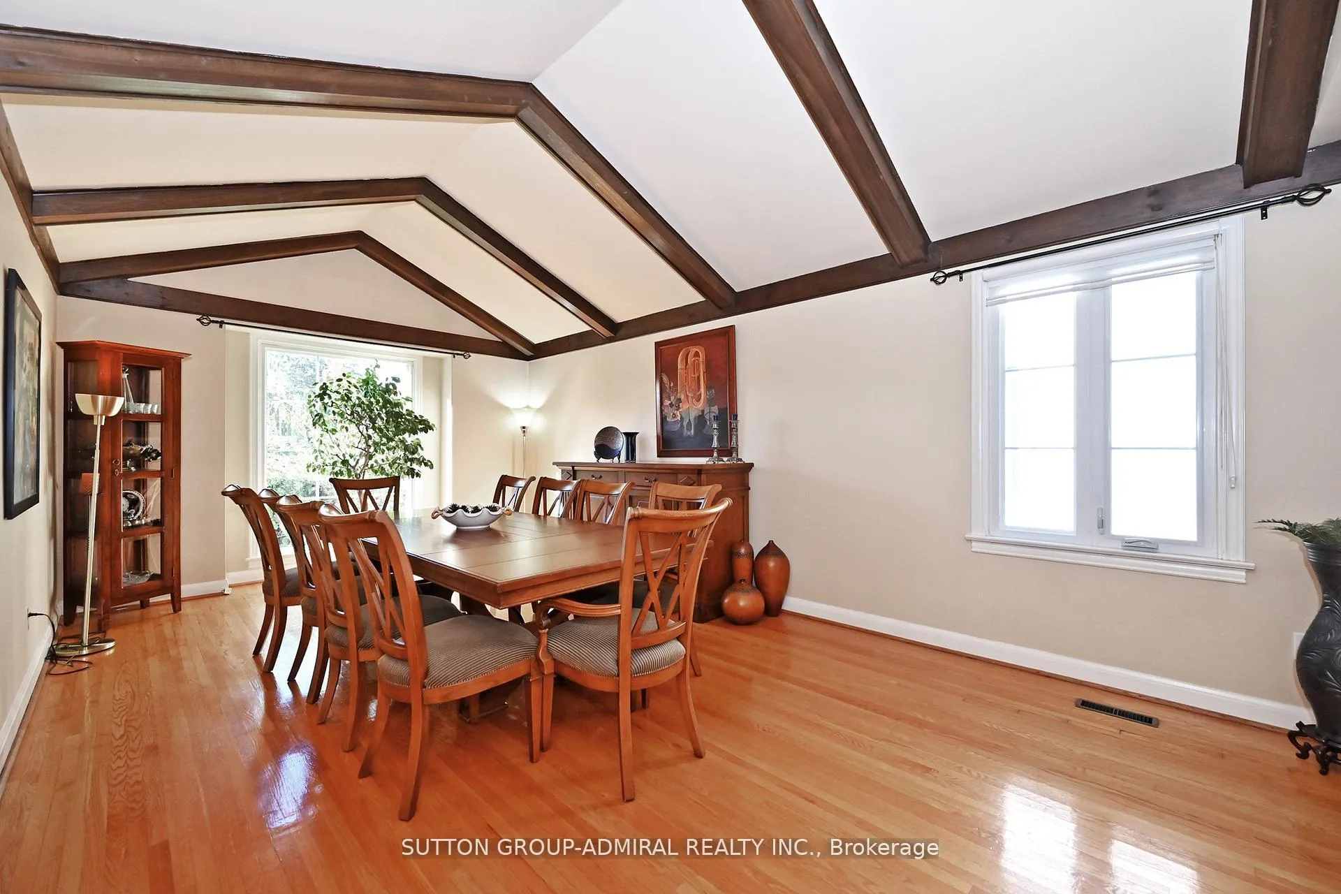 Photo 5 of 62 Apricot Street, Markham, Bayview Glen — HOMEH