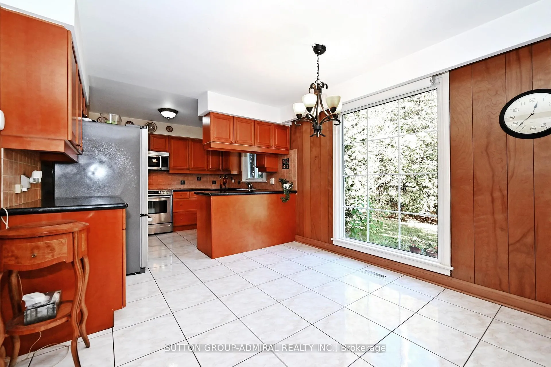 Photo 8 of 62 Apricot Street, Markham, Bayview Glen — HOMEH