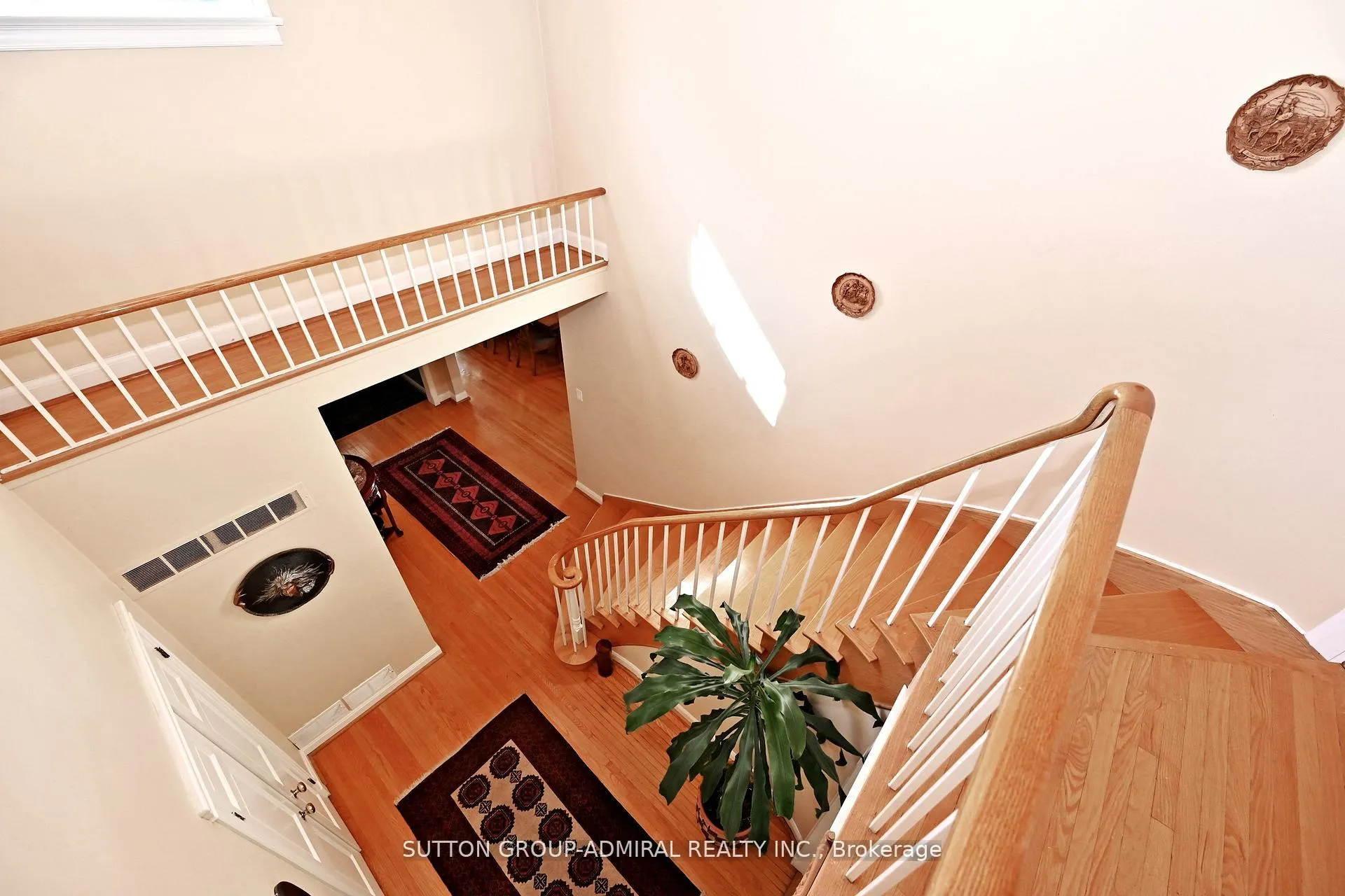 Photo 13 of 62 Apricot Street, Markham, Bayview Glen — HOMEH
