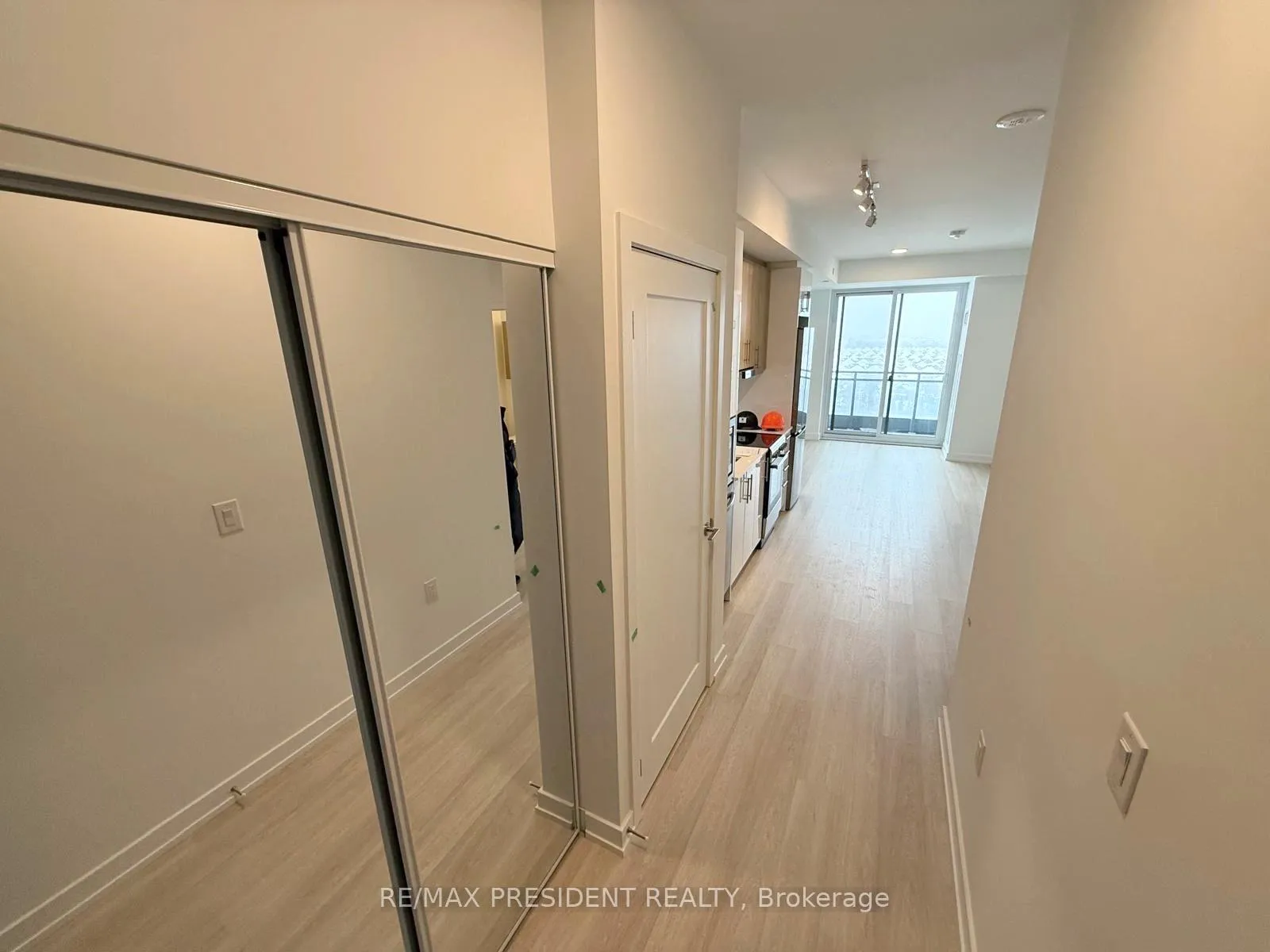 Photo 2 of Unit A-1712, 9763 Markham Road, Markham, Greensborough — HOMEH