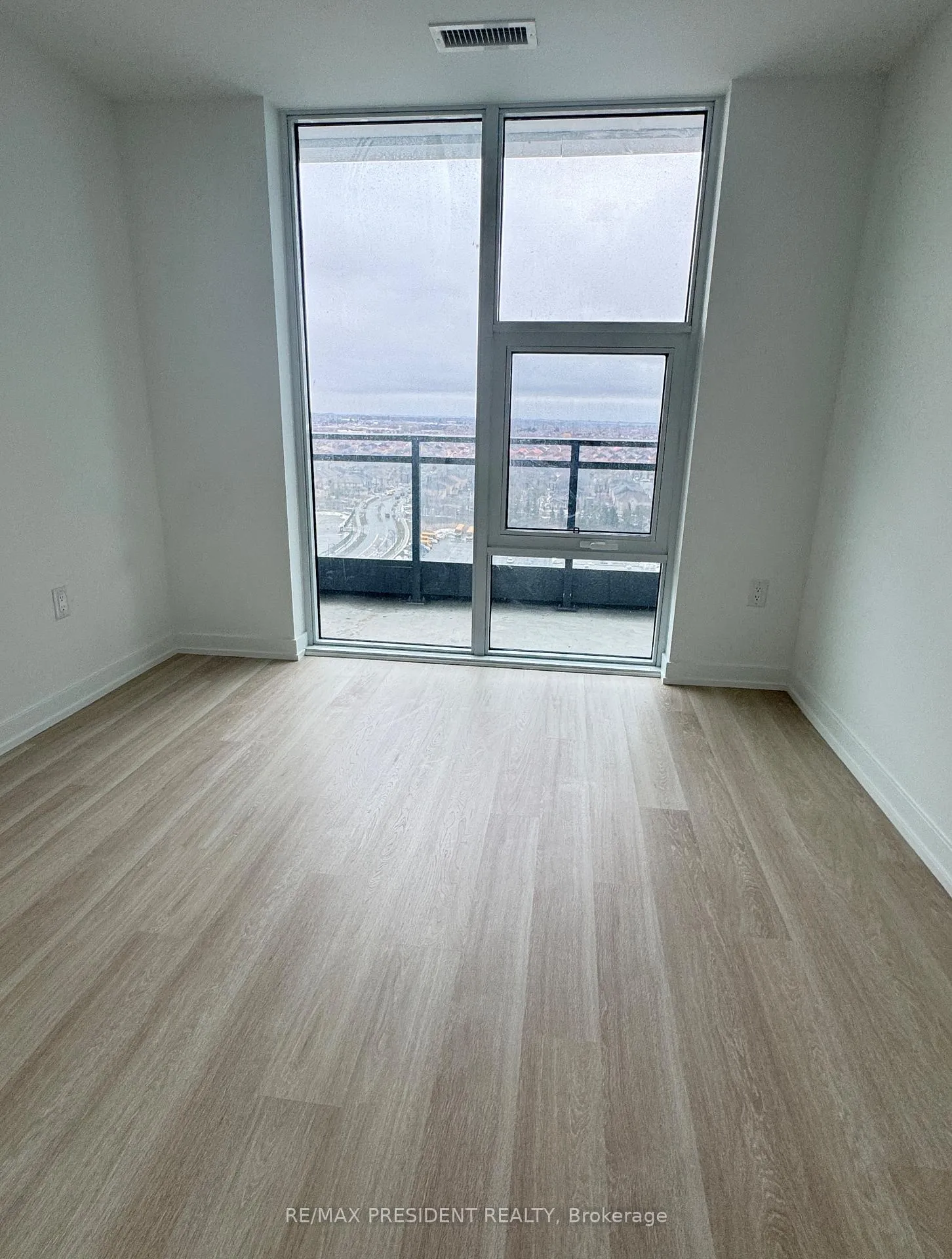 Photo 7 of Unit A-1712, 9763 Markham Road, Markham, Greensborough — HOMEH