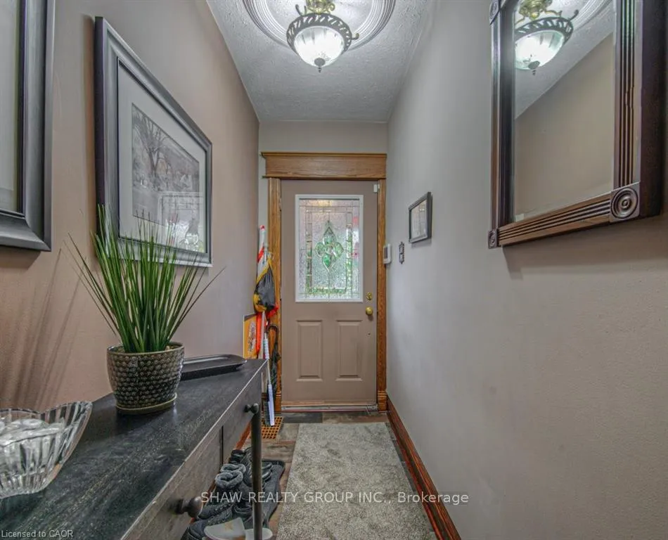Photo 8 of 81 Beechwood Avenue, Hamilton, Stipley — HOMEH