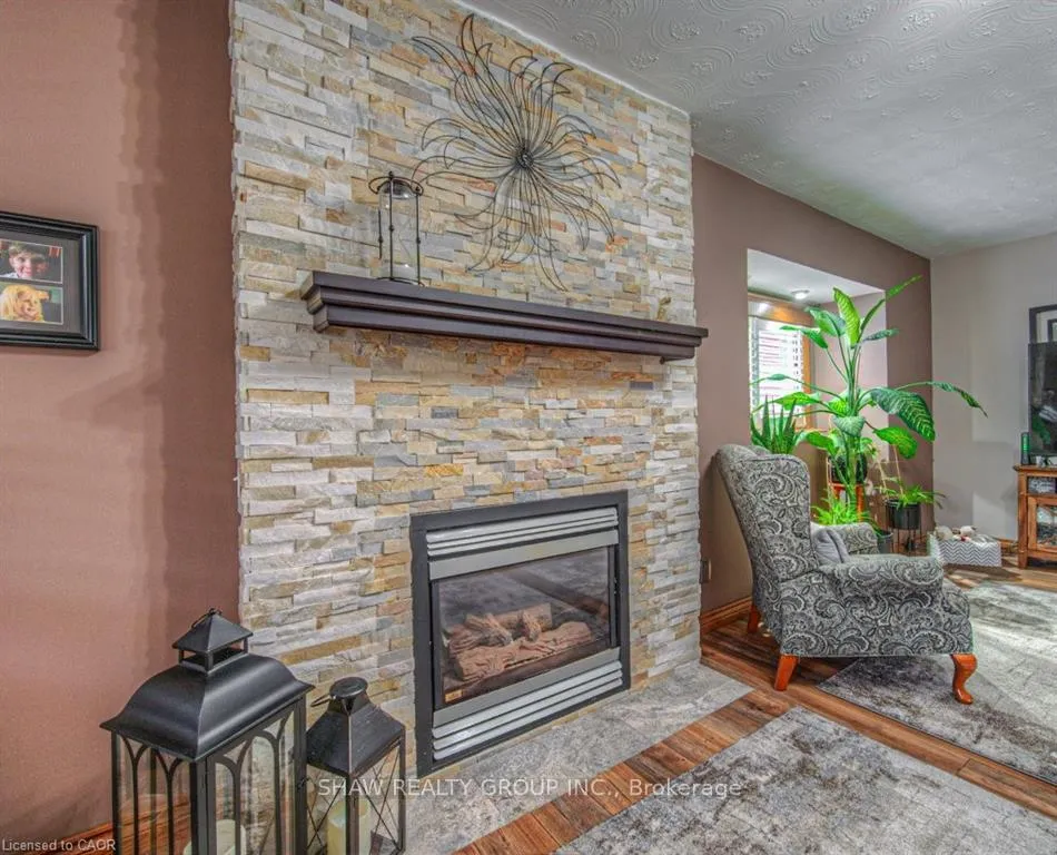 Photo 13 of 81 Beechwood Avenue, Hamilton, Stipley — HOMEH
