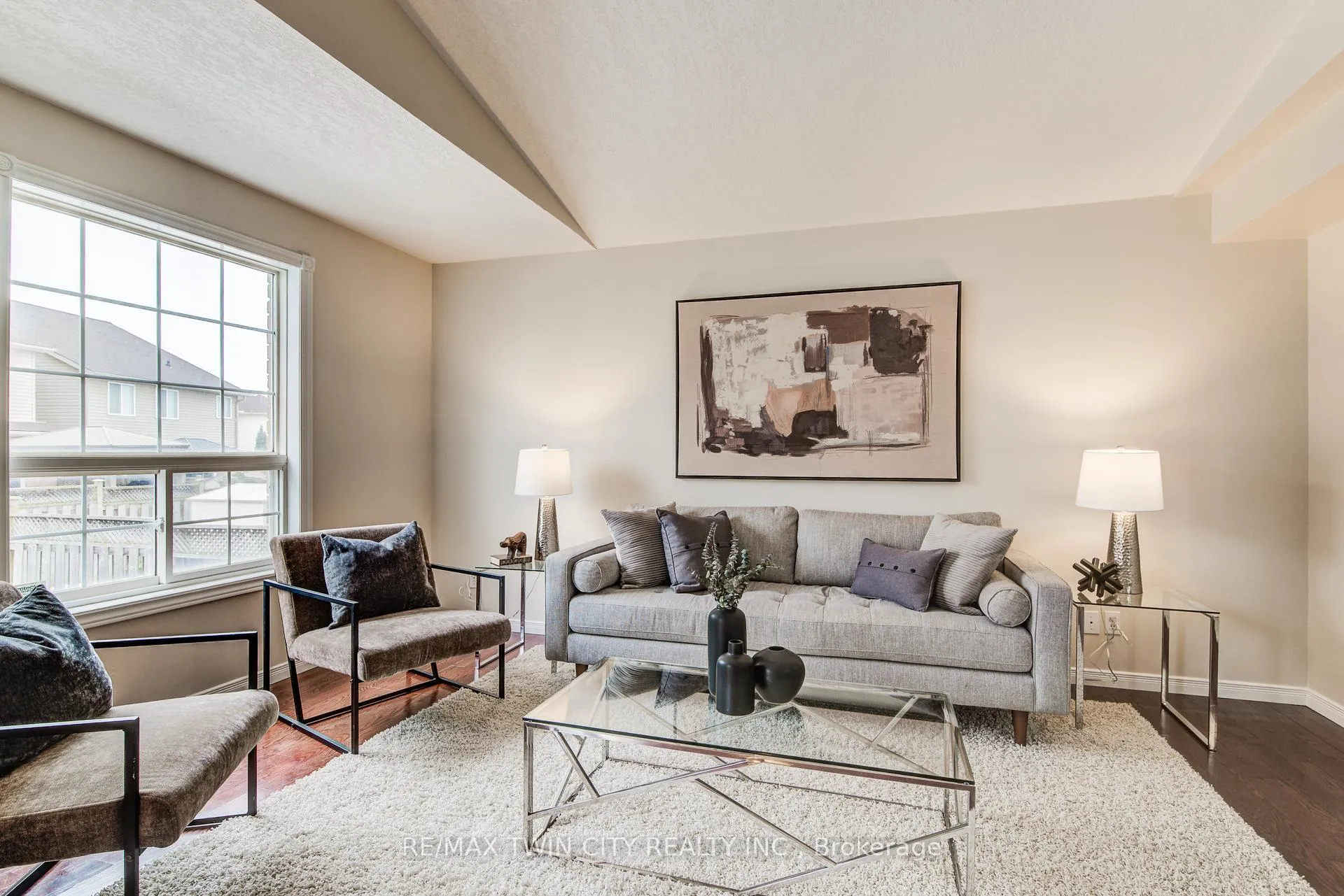 Photo 16 of 278 Huck Crescent, Kitchener — HOMEH