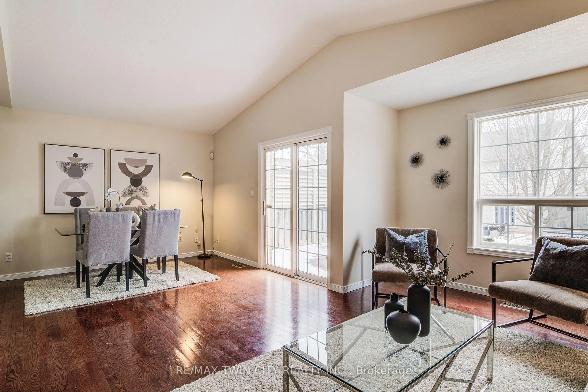 Photo 19 of 278 Huck Crescent, Kitchener — HOMEH