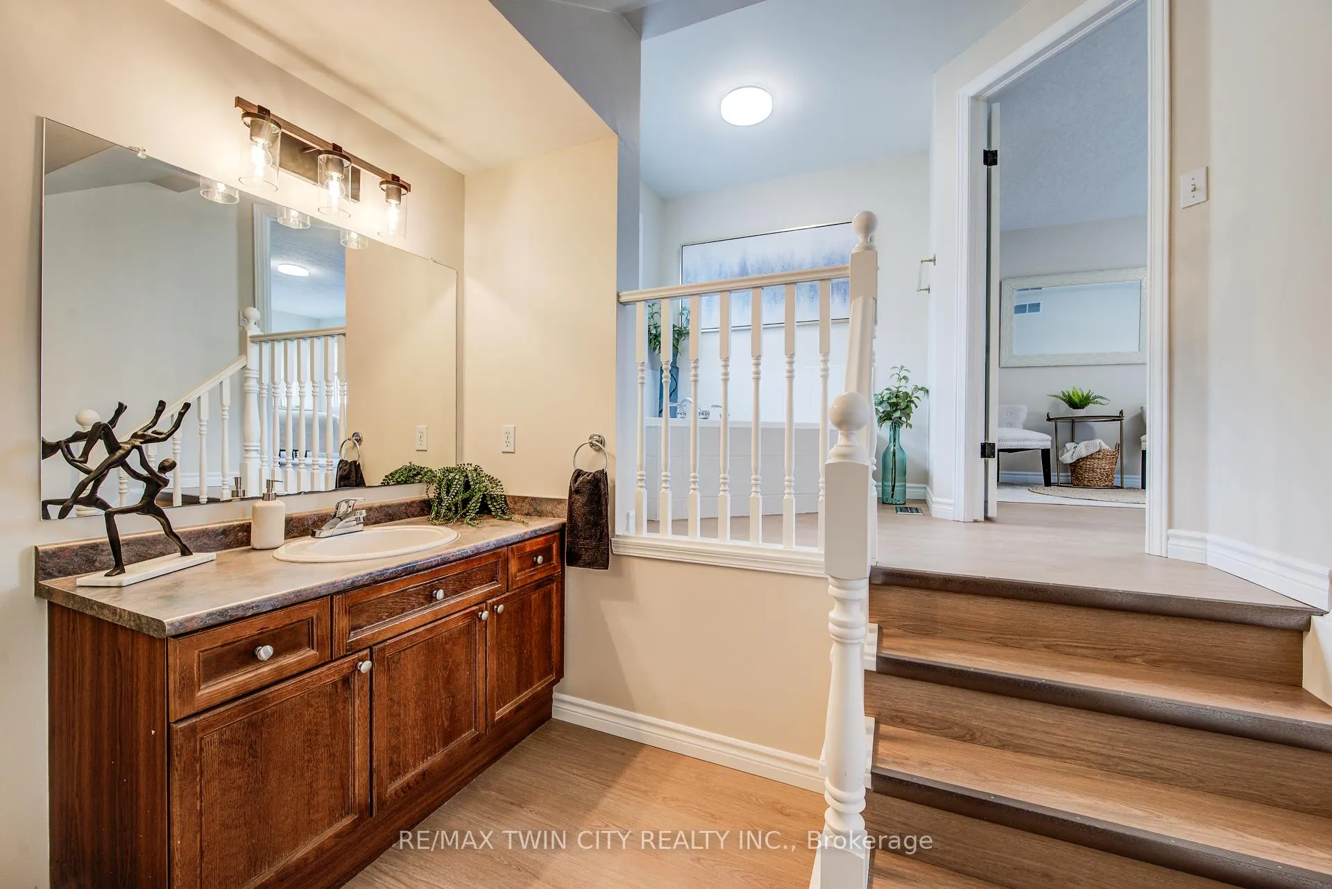 Photo 28 of 278 Huck Crescent, Kitchener — HOMEH