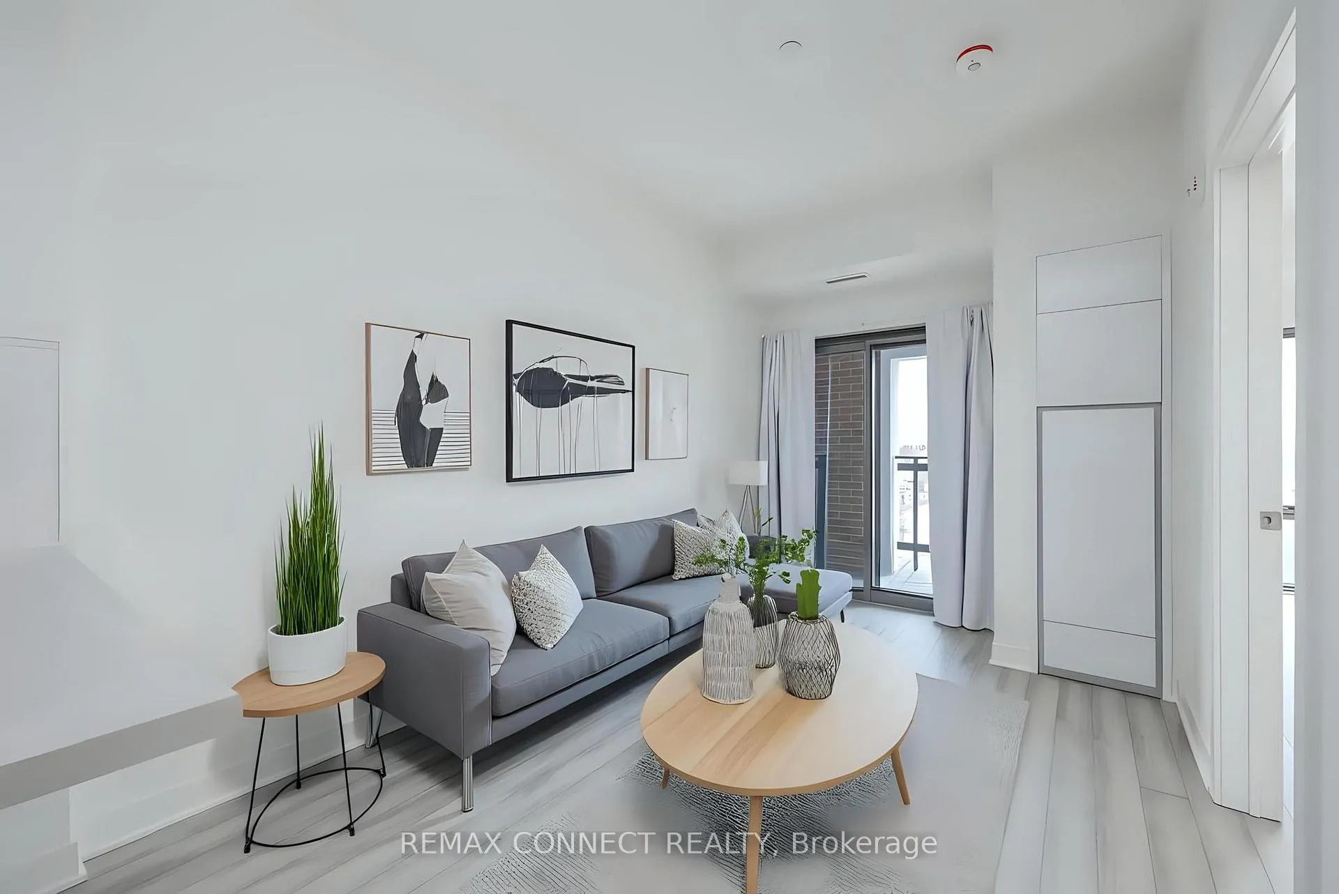 Photo 11 of Unit 605, 51 Clarington Boulevard, Clarington, Bowmanville — HOMEH