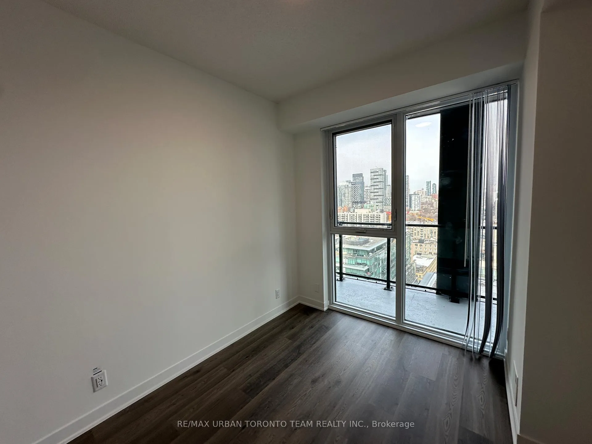 Photo 10 of Unit 2615, 180 Front Street E, Toronto, Moss Park — HOMEH