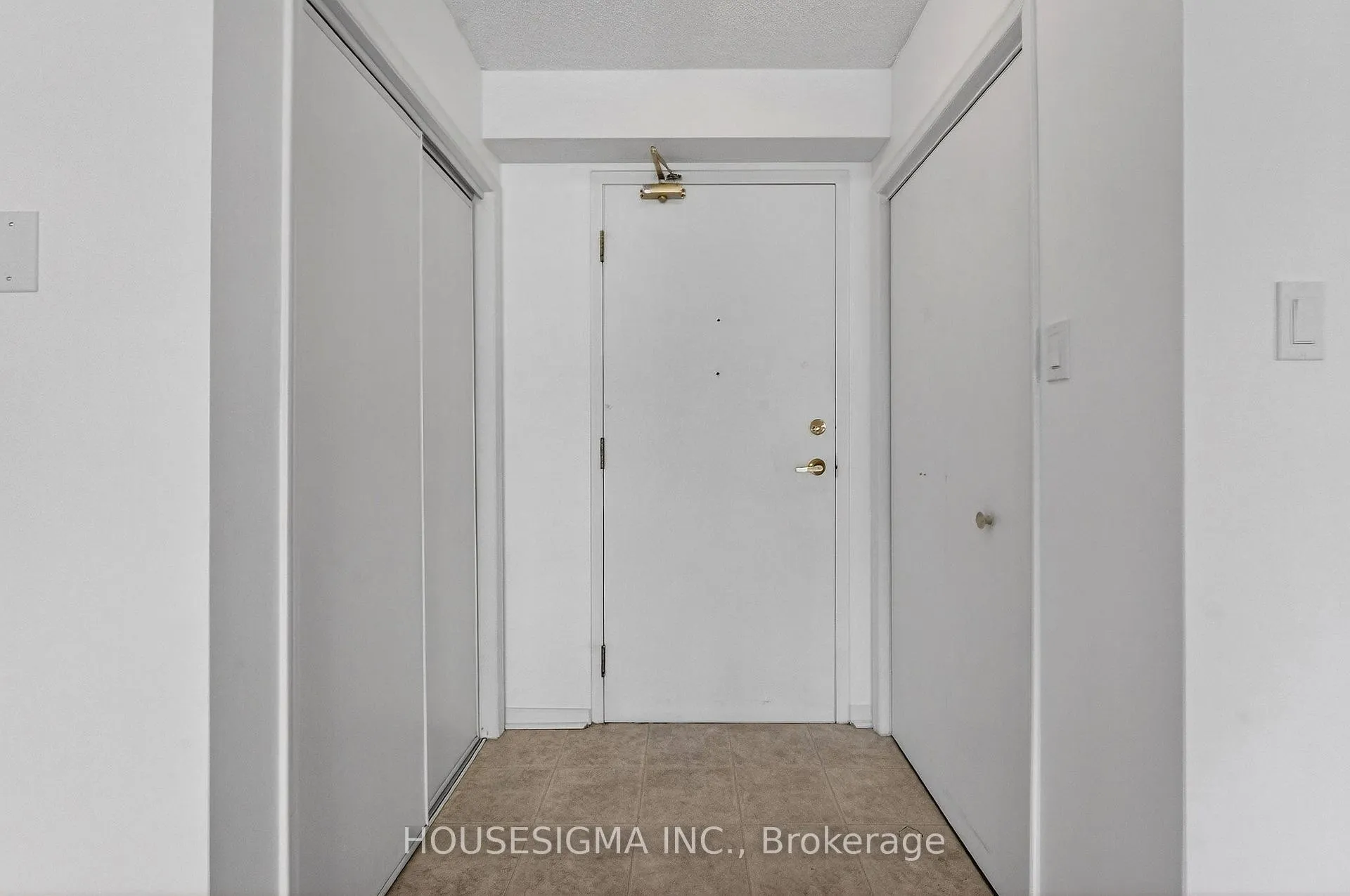 Photo 6 of Unit 416, 78 Roehampton Avenue, St. Catharines, Carlton/Bunting — HOMEH