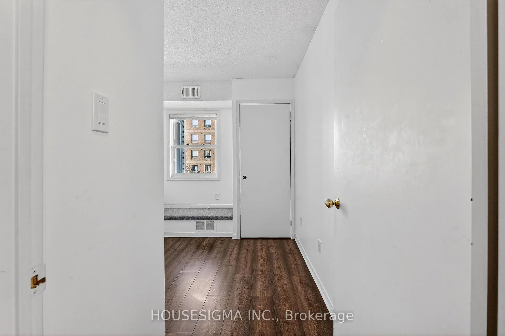 Photo 16 of Unit 416, 78 Roehampton Avenue, St. Catharines, Carlton/Bunting — HOMEH