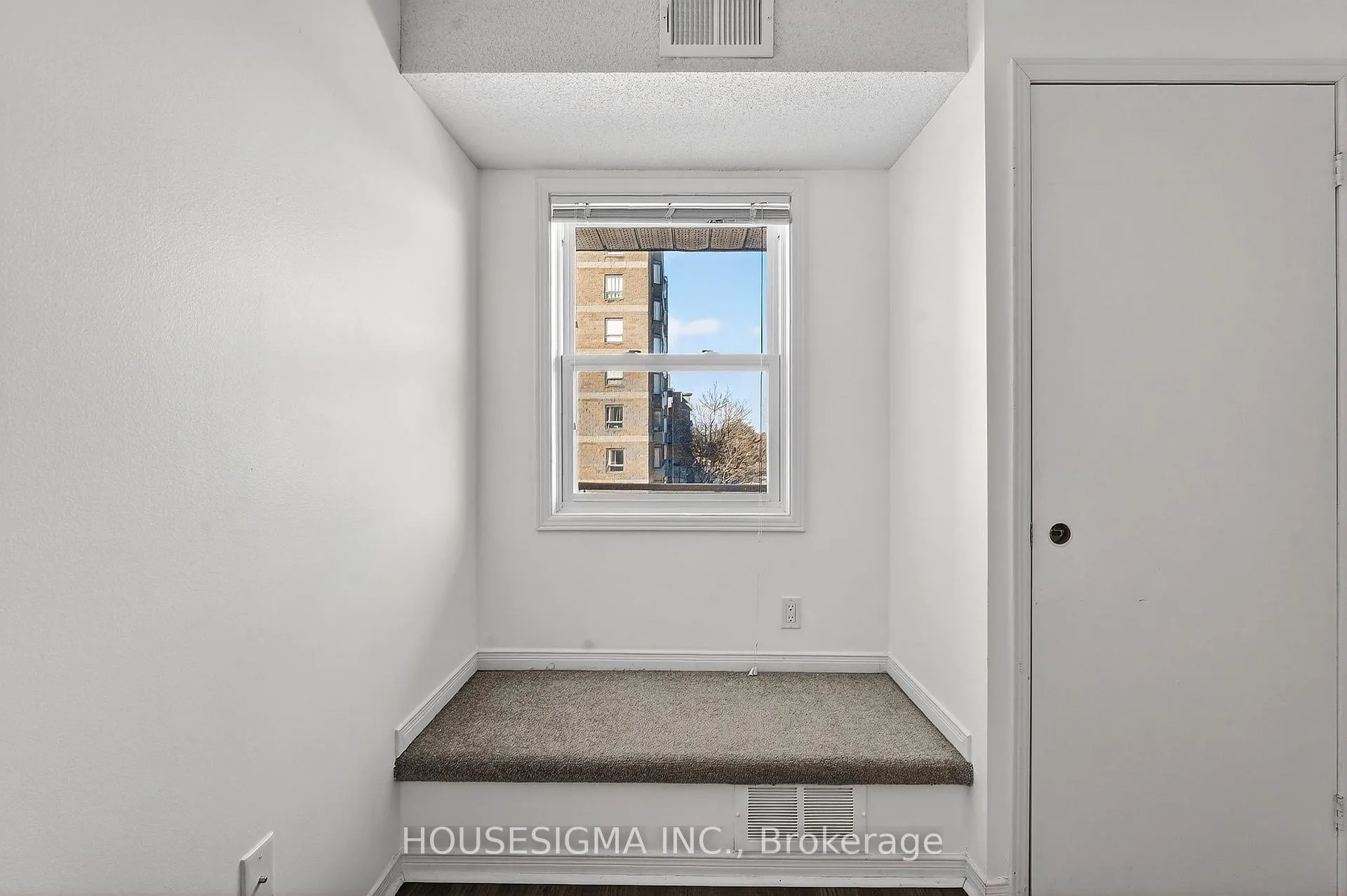 Photo 18 of Unit 416, 78 Roehampton Avenue, St. Catharines, Carlton/Bunting — HOMEH
