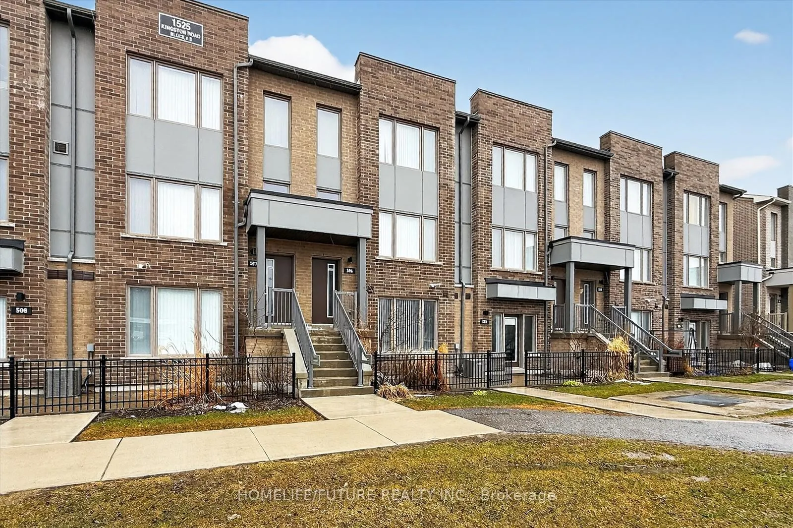 Photo 2 of Unit 506, 1525 Kingston Road, Pickering, Town Centre — HOMEH