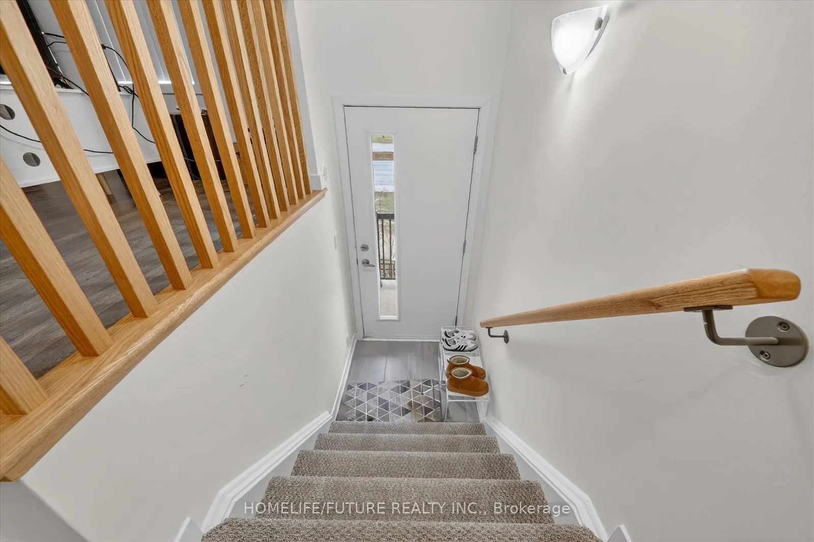 Photo 5 of Unit 506, 1525 Kingston Road, Pickering, Town Centre — HOMEH