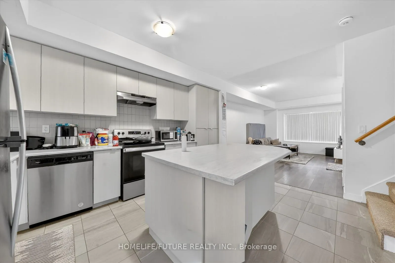Photo 11 of Unit 506, 1525 Kingston Road, Pickering, Town Centre — HOMEH