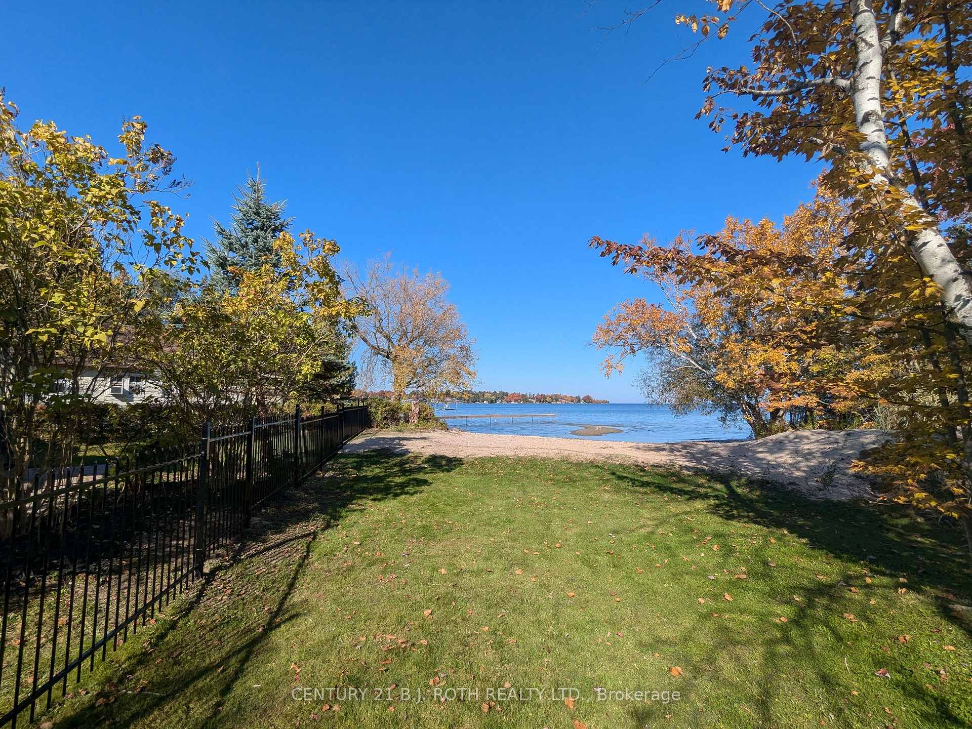 Photo 7 of 1753 Cross Street, Innisfil, Alcona — HOMEH