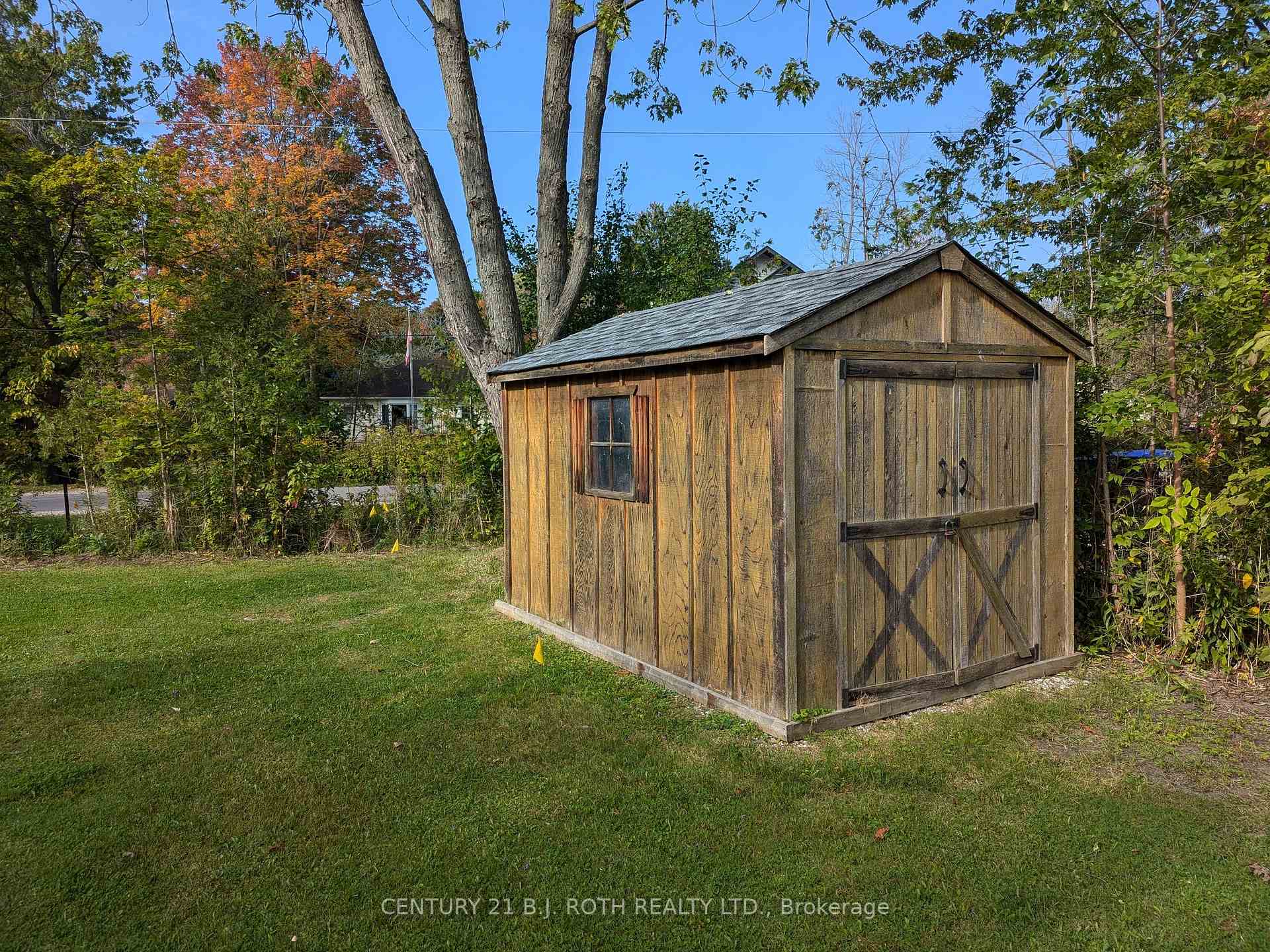 Photo 9 of 1753 Cross Street, Innisfil, Alcona — HOMEH