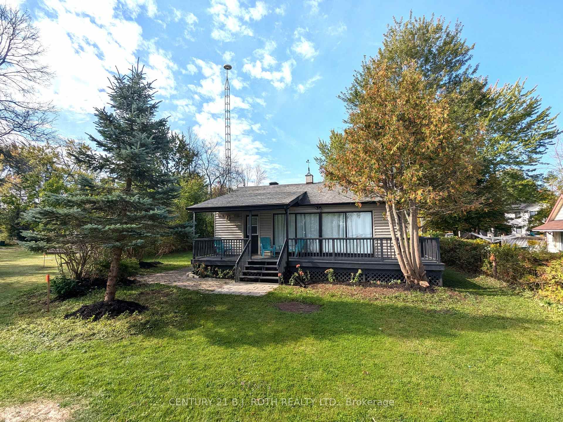 Photo 13 of 1753 Cross Street, Innisfil, Alcona — HOMEH