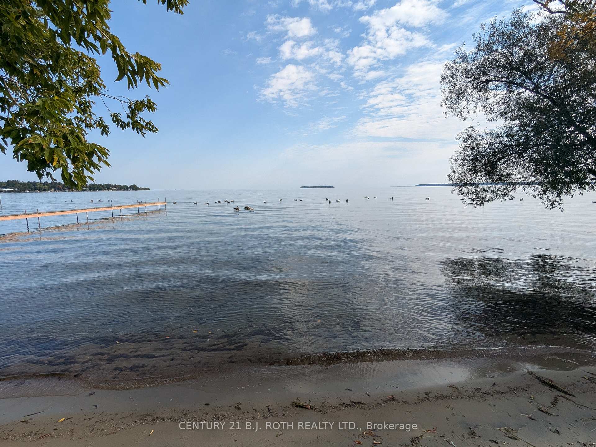 Photo 25 of 1753 Cross Street, Innisfil, Alcona — HOMEH