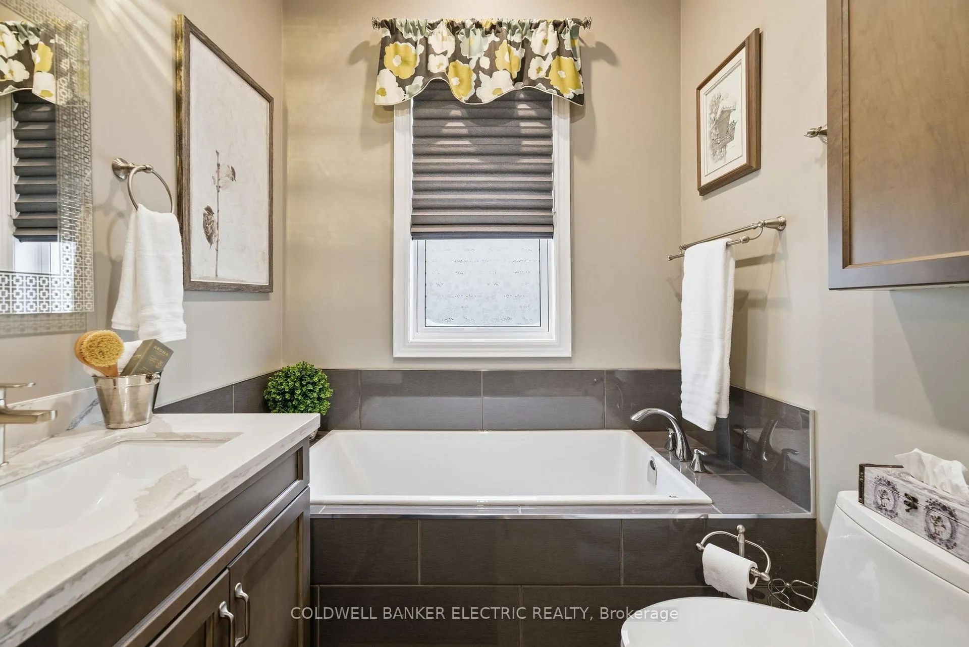 Photo 25 of Unit 32, 25 Brinton Drive, Peterborough, Otonabee Ward 1 — HOMEH