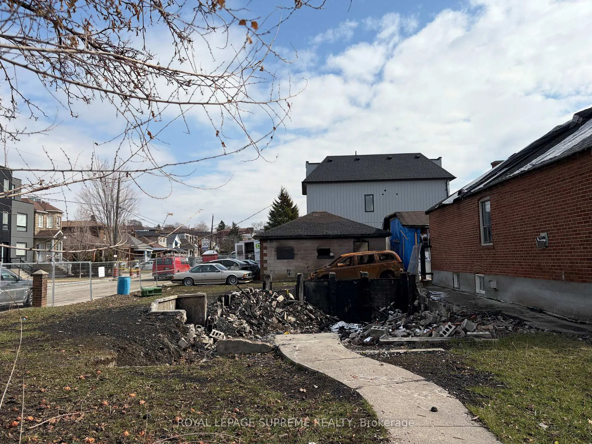 Photo 3 of 1785 Keele Street, Toronto, Keelesdale-Eglinton West — HOMEH