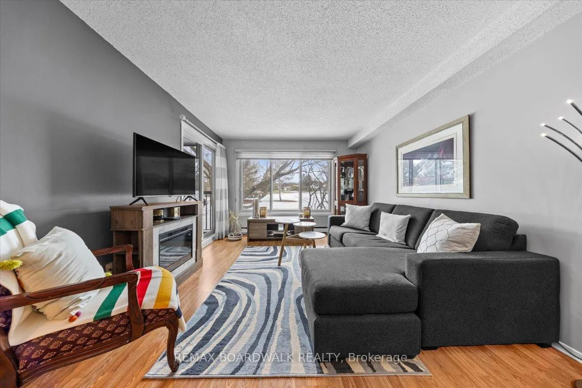 Photo 13 of Unit 205, 6434 Bilberry Drive, Ottawa, Orleans Wood — HOMEH