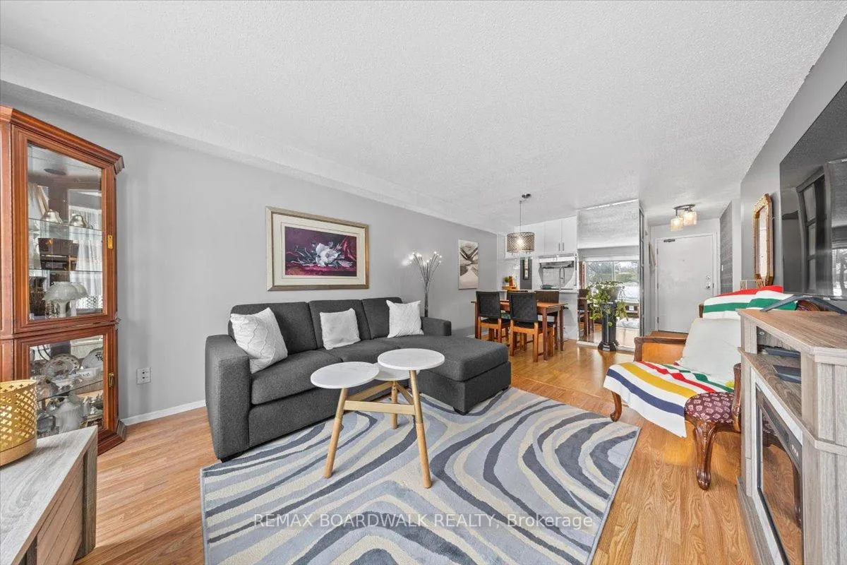 Photo 14 of Unit 205, 6434 Bilberry Drive, Ottawa, Orleans Wood — HOMEH