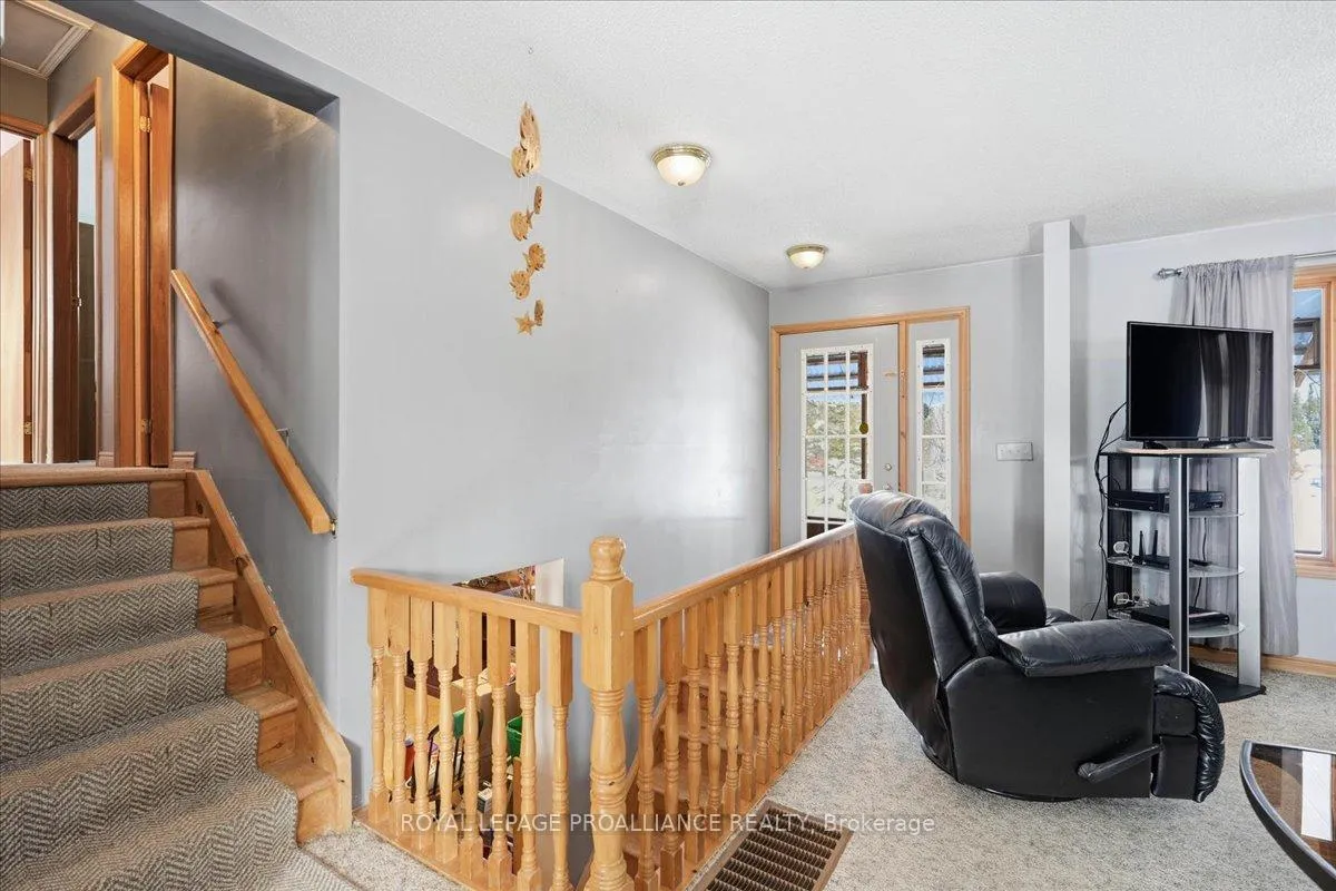Photo 11 of 1004 Bateman Road, Stirling-Rawdon, Rawdon Ward — HOMEH